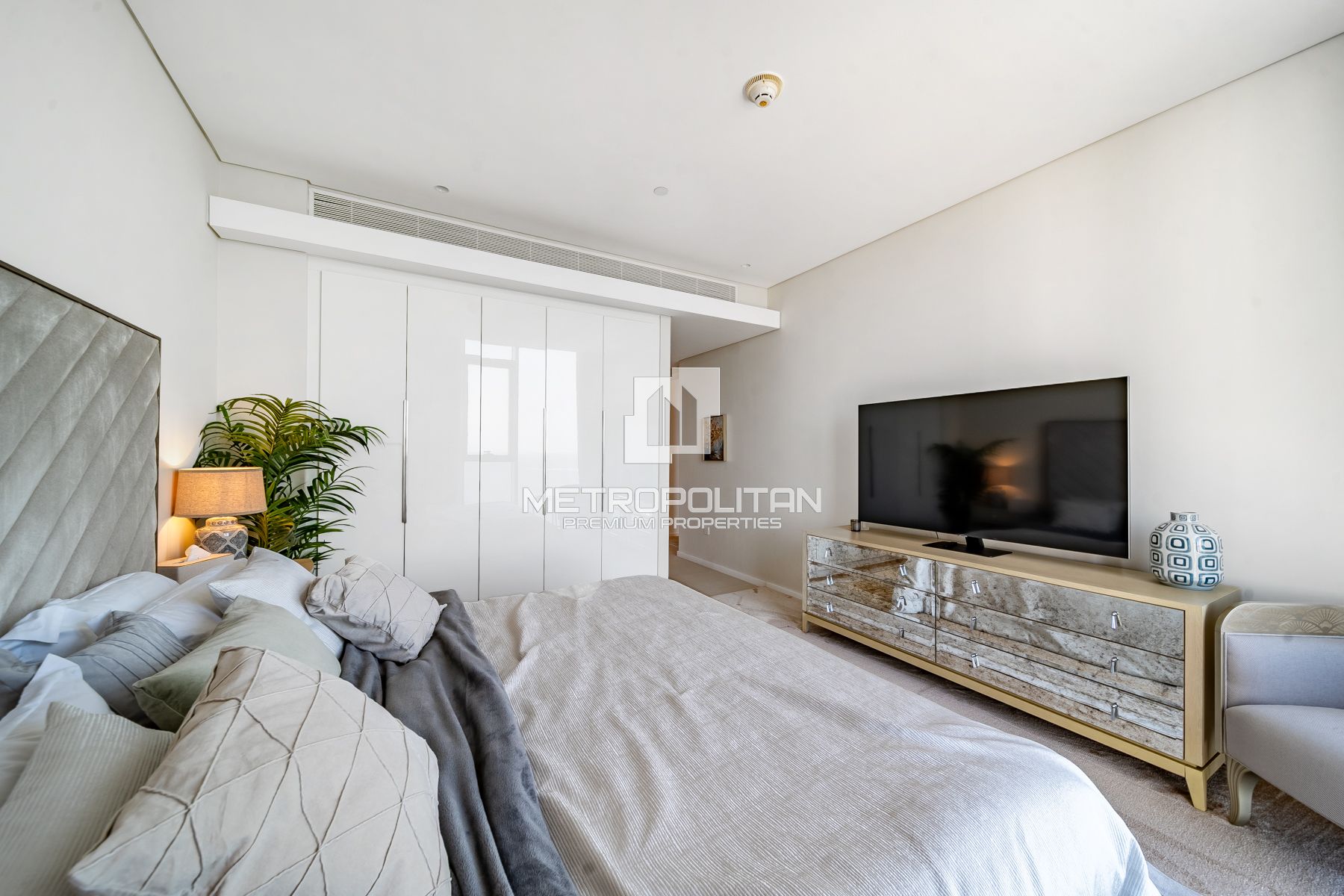 Full Sea View| Fully Furnished | Luxury | Upgraded photo-31