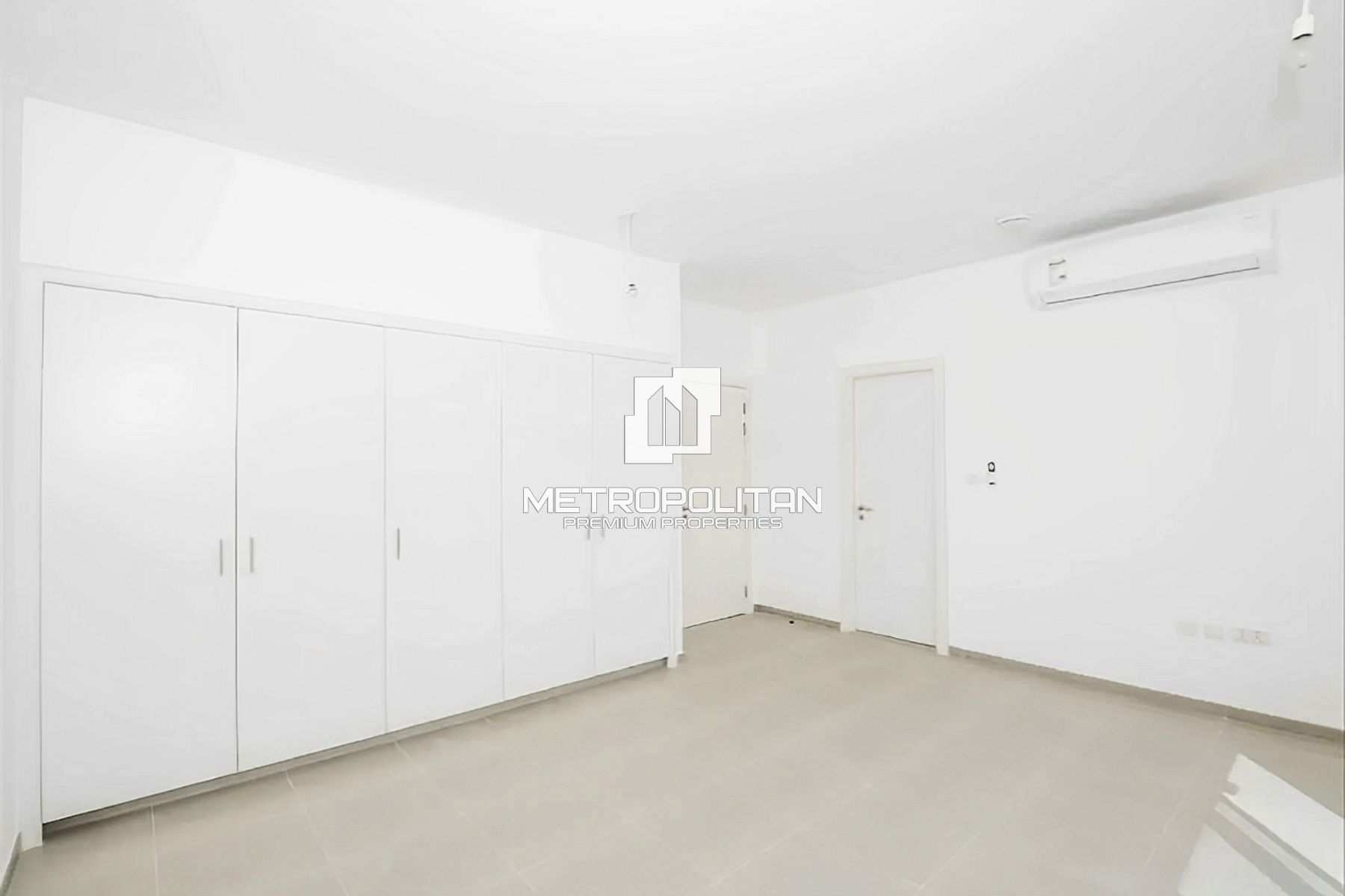 Image - Zahra Townhouses, Town Square, Dubai | Project - Stadthaus