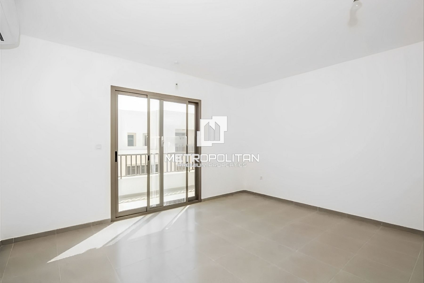 Image - Zahra Townhouses, Town Square, Dubai | Project - Stadthaus