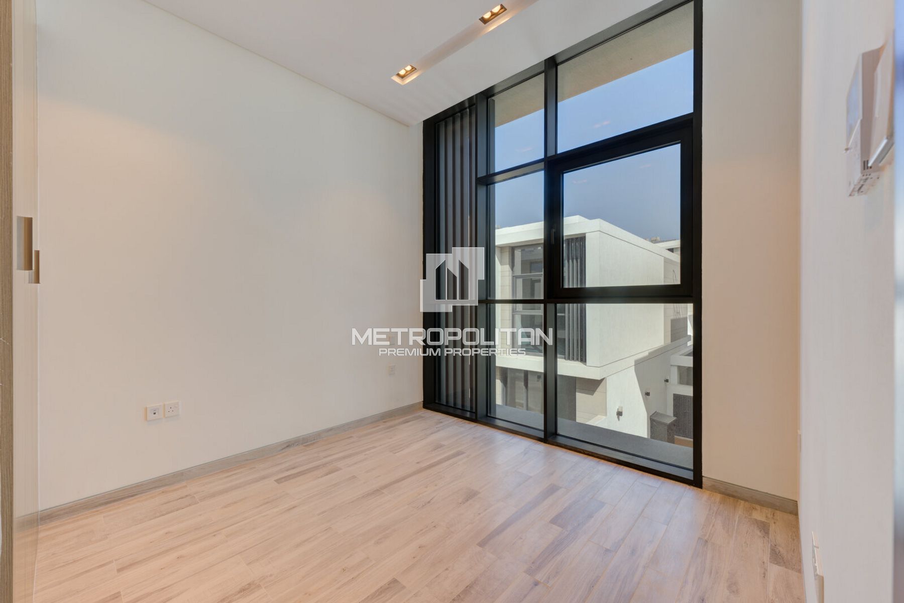 Second Row| Ideal Location | Beach Access photo-13