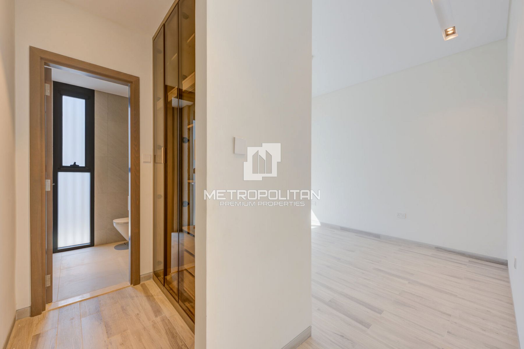 Second Row| Ideal Location | Beach Access photo-8