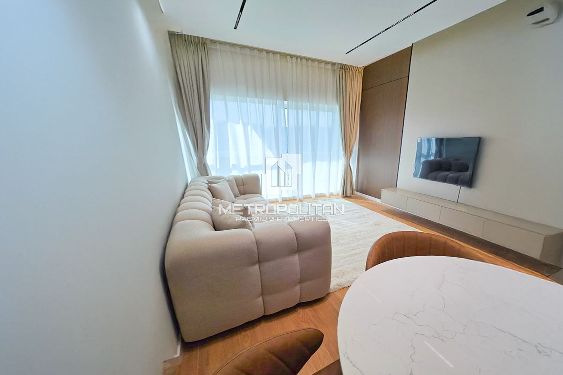 Fully Furnished | Spacious Design | Hot Offer photo-10