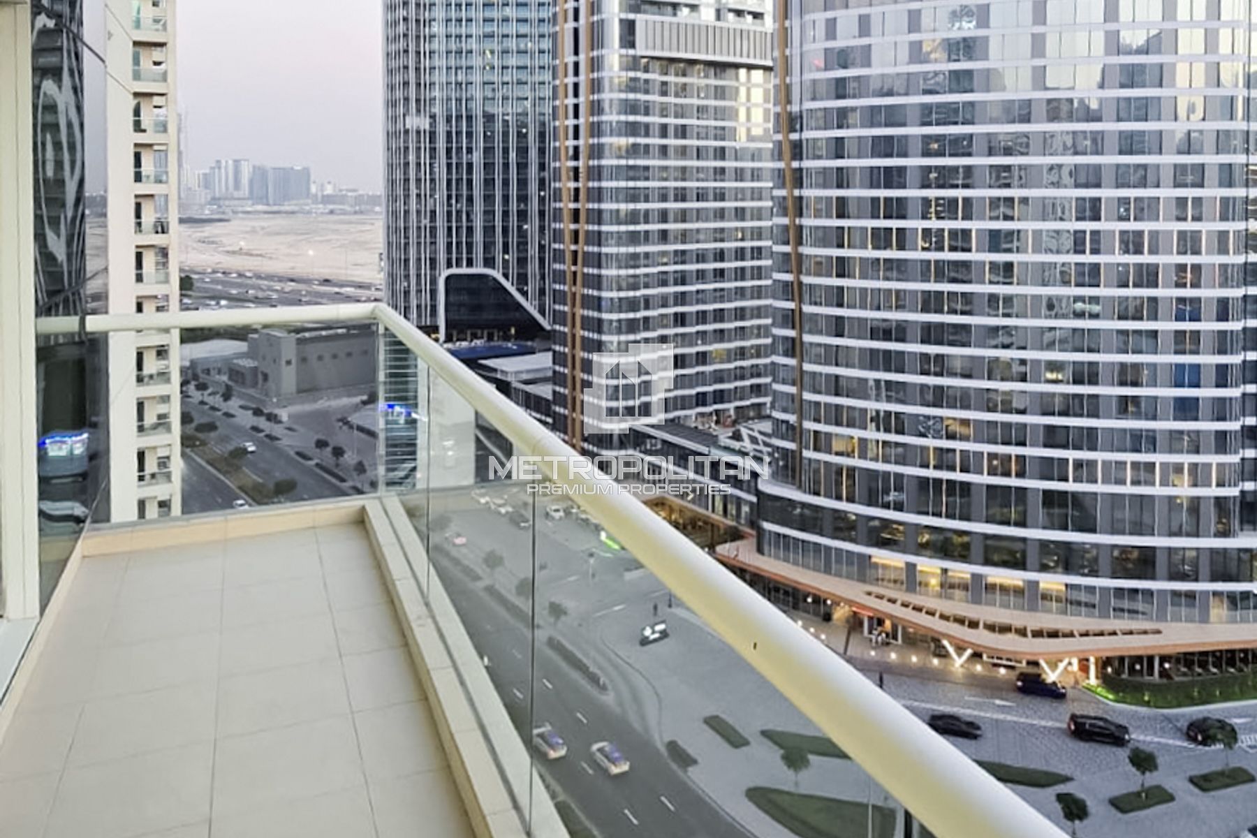 Fully Furnished | Spacious Design | Hot Offer photo-2