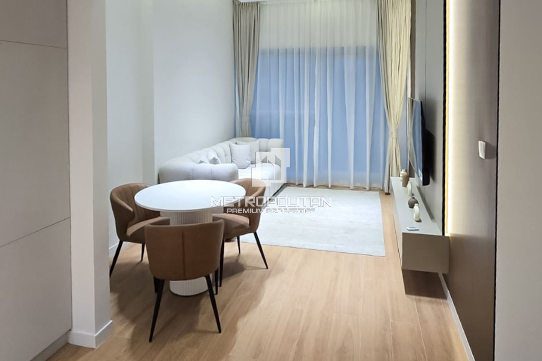 Fully Furnished | Spacious Design | Hot Offer photo-7