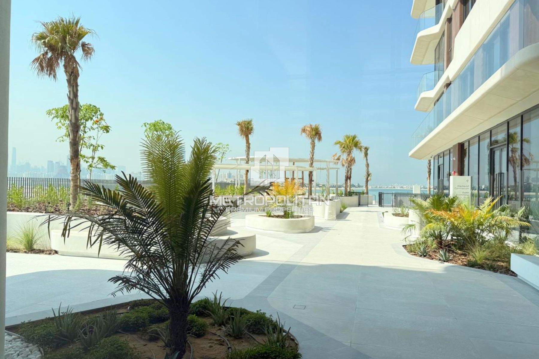 Palm & Atlantis Views | Best Location | Big Layout