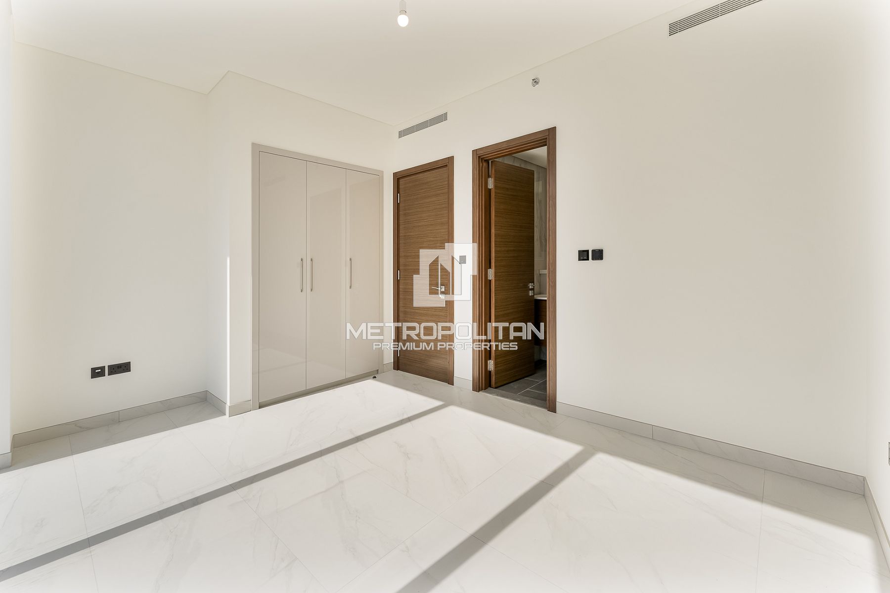 Image - The Crest Tower D, Mohammed Bin Rashid City, Дубай | Project - Апартаменты