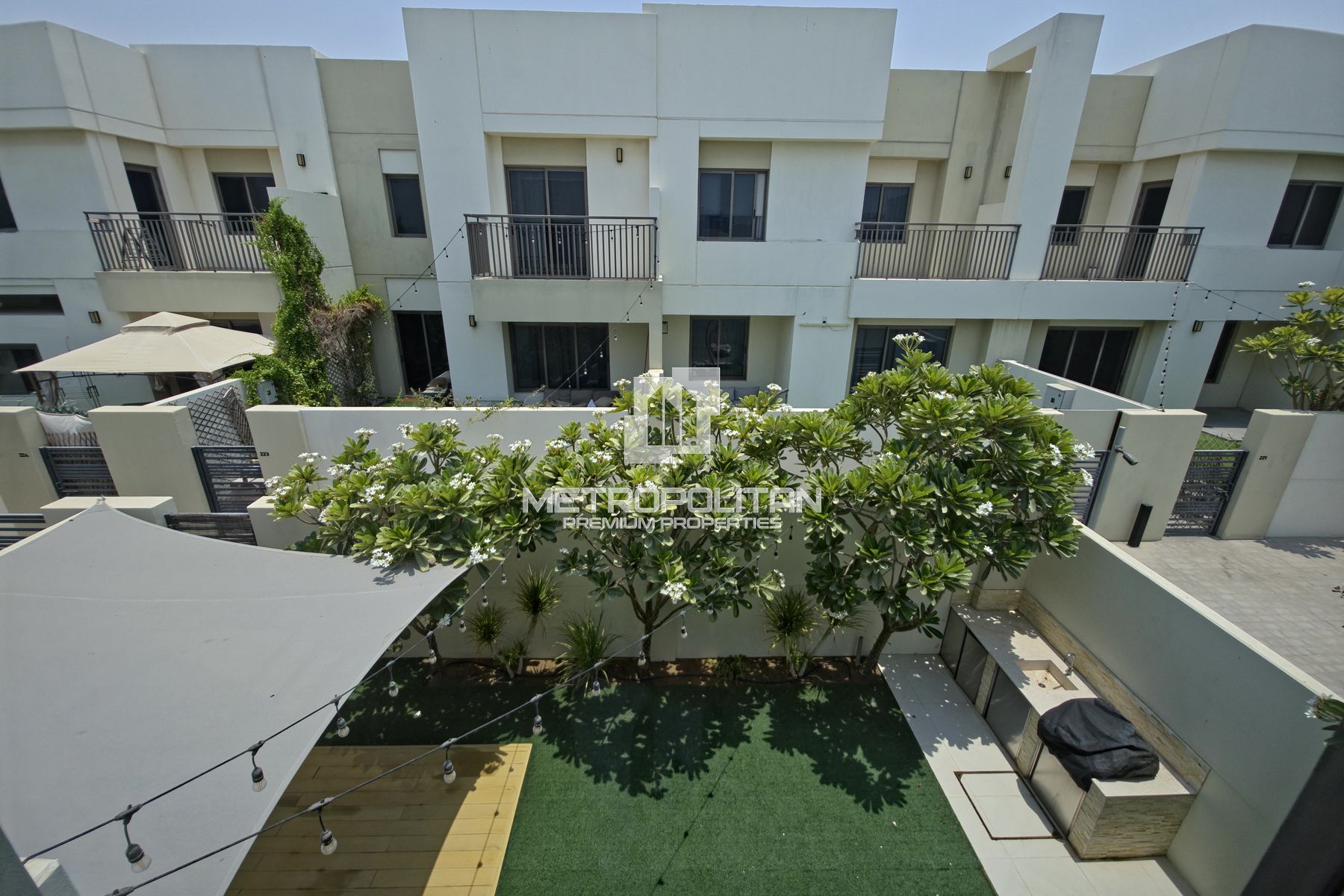 Corner Unit | Vacant | Perfect Family Home