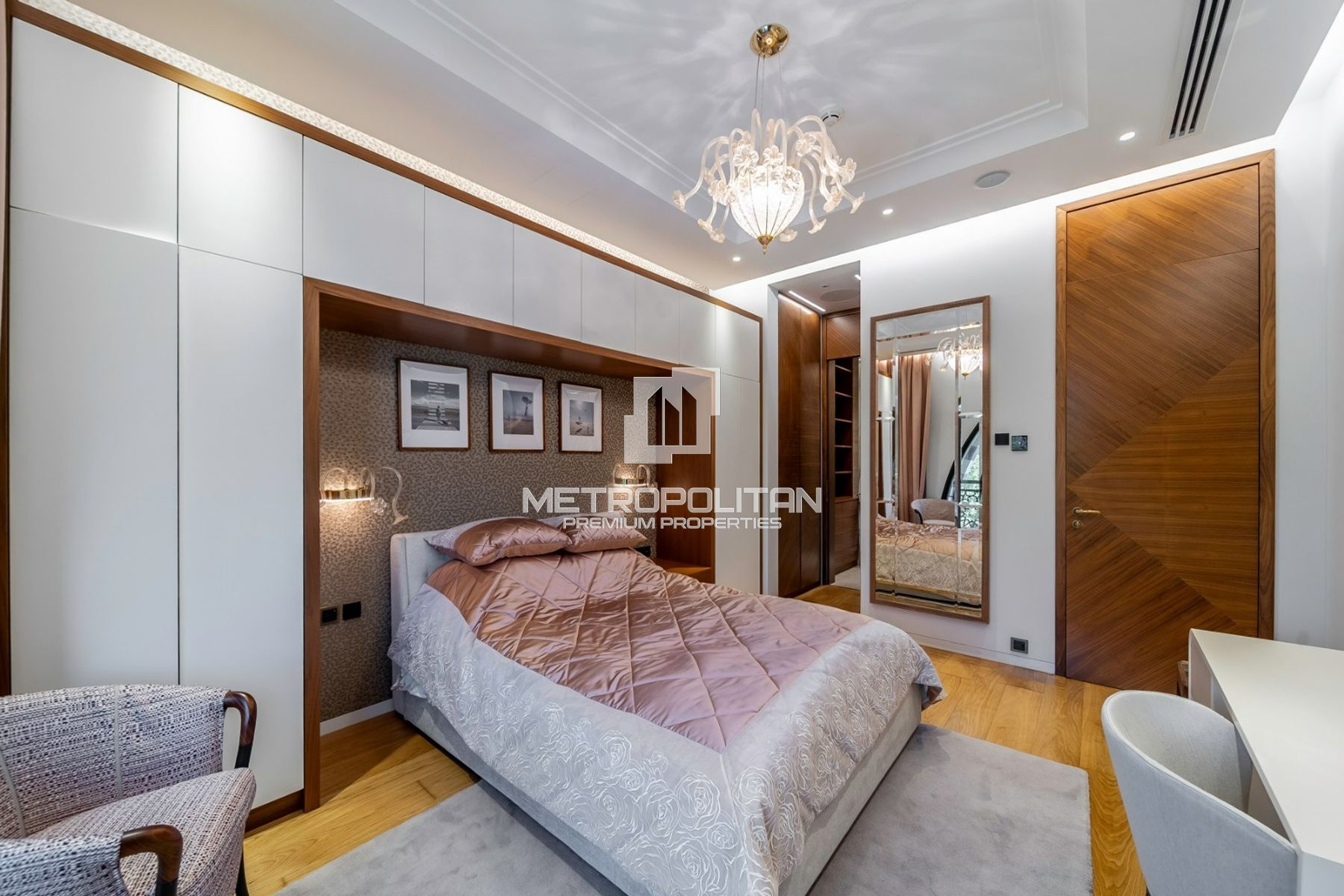 Stunning Private Villa | 5 Star | Gated Community