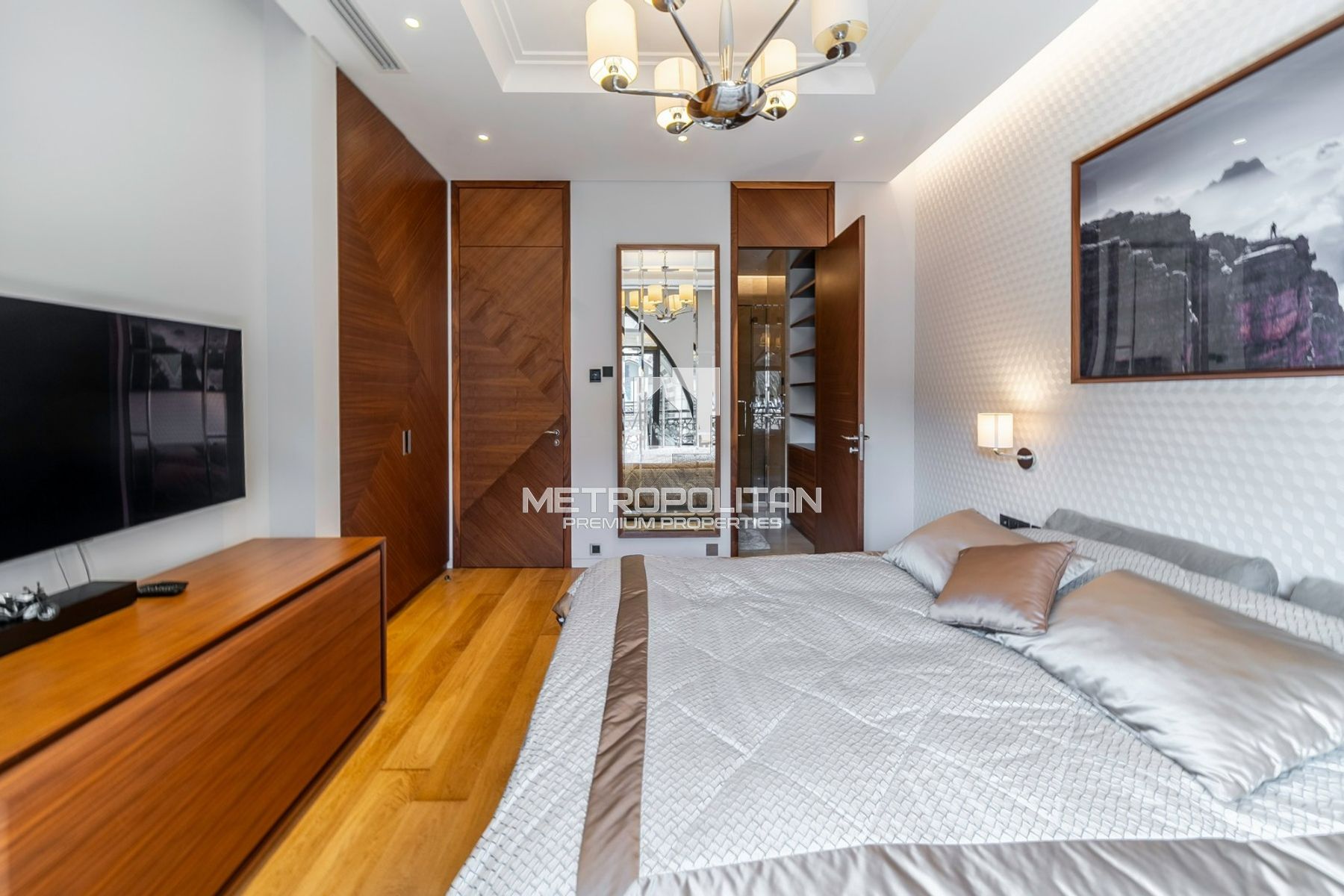 Stunning Private Villa | 5 Star | Gated Community
