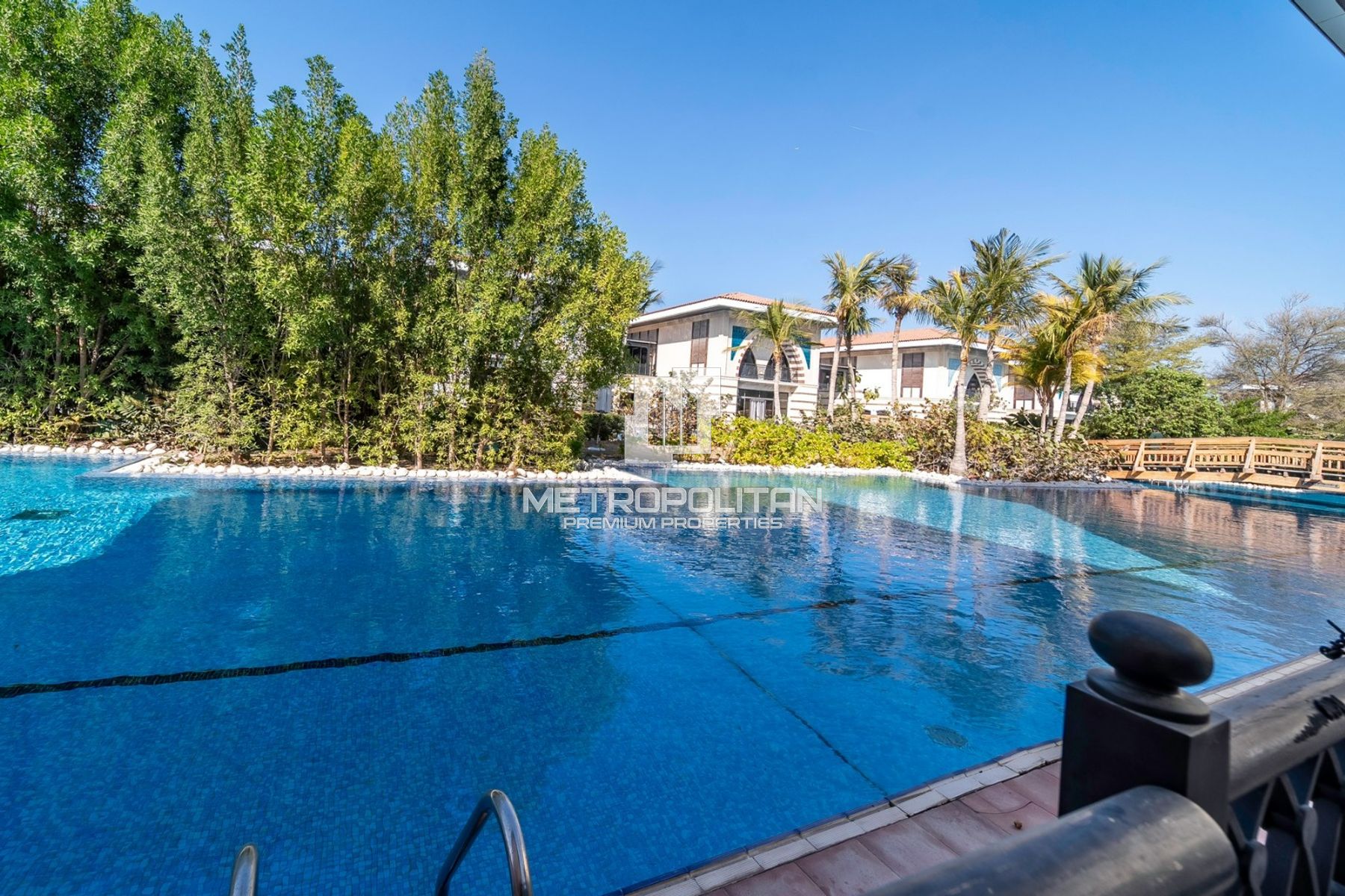 Stunning Private Villa | 5 Star | Gated Community