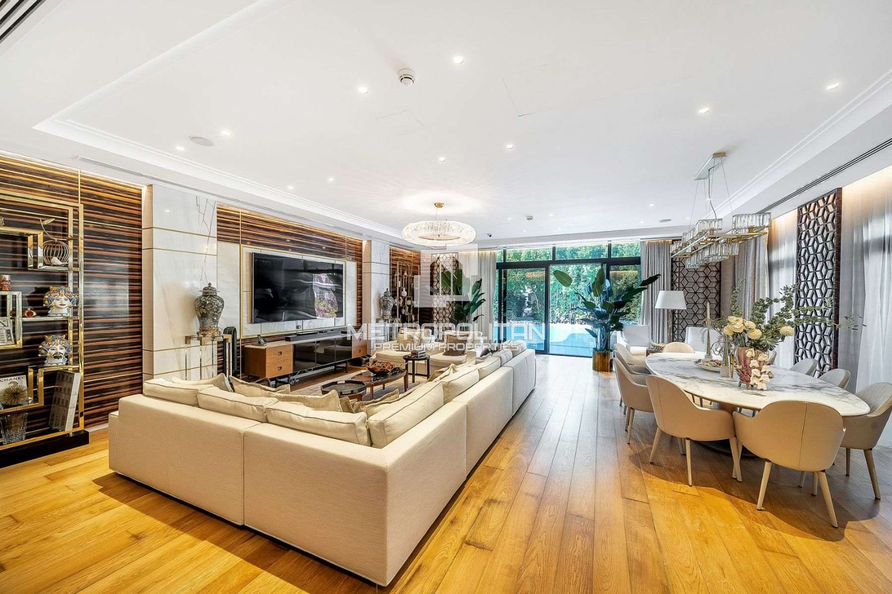 Stunning Private Villa | 5 Star | Gated Community