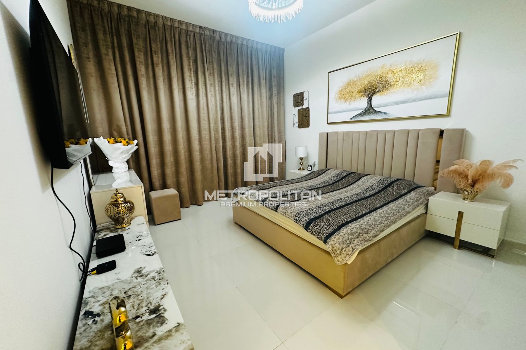 Biggest Layout | Fully Upgraded | Golf View photo-9