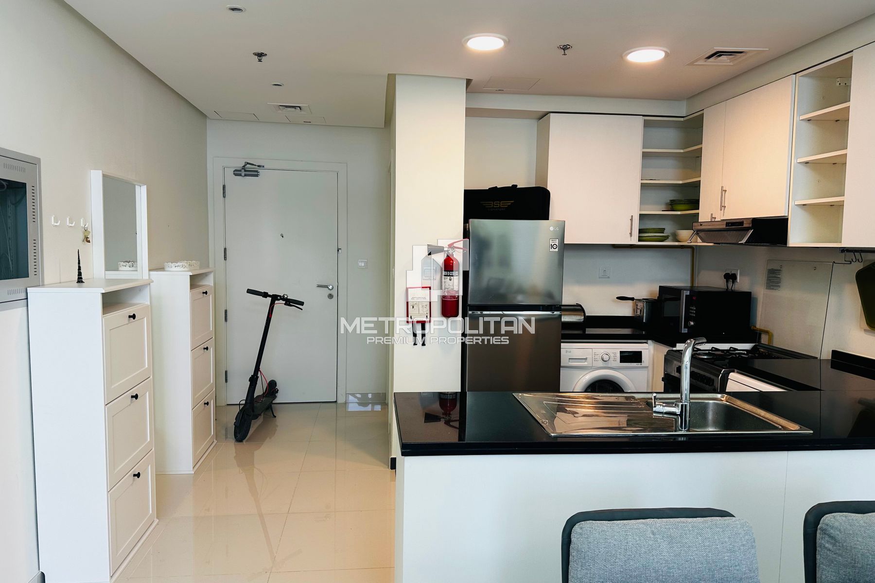 Biggest Layout | Fully Upgraded | Golf View photo-4