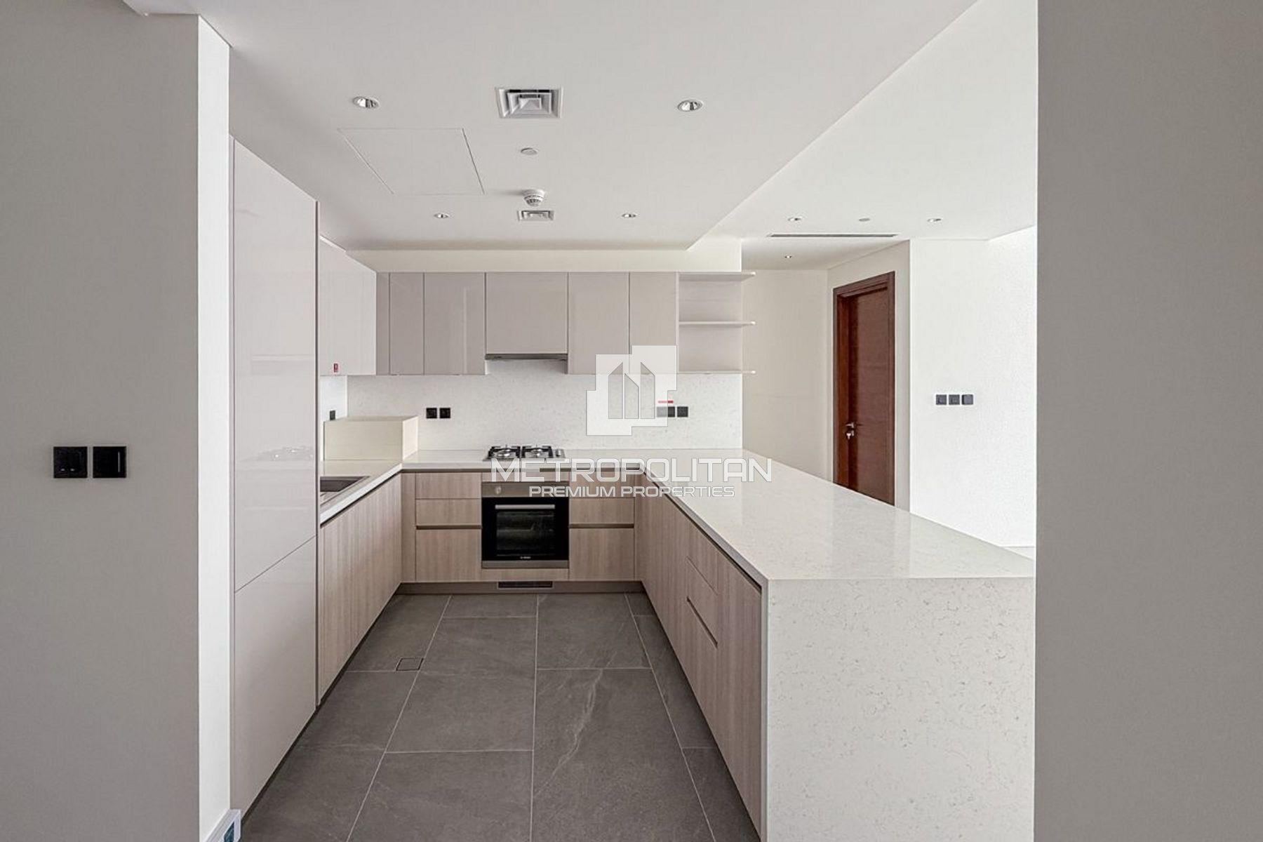 Spacious Layout | Brand New | Payment Plan photo-9