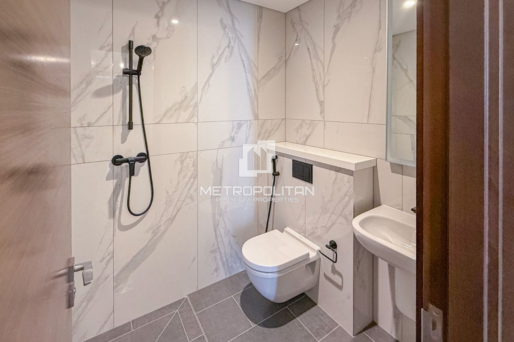 Spacious Layout | Brand New | Payment Plan photo-15