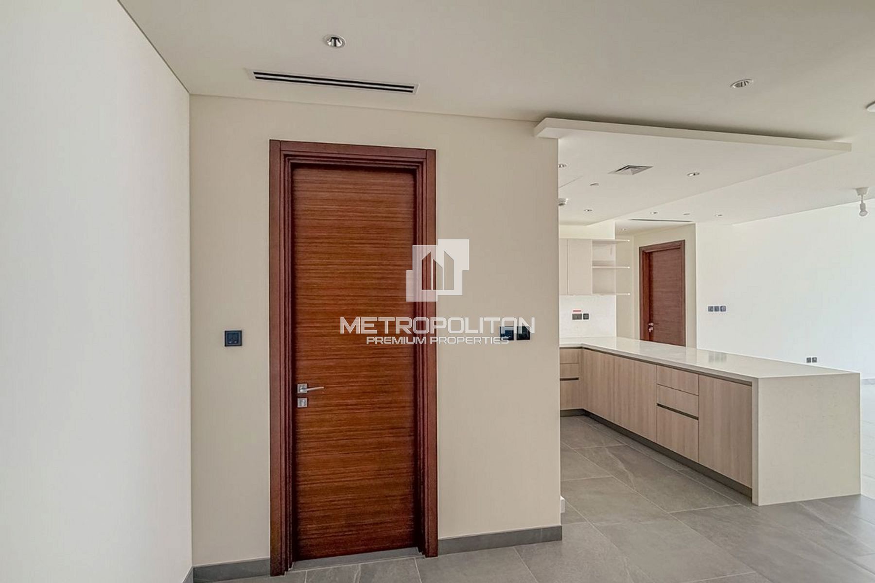 Spacious Layout | Brand New | Payment Plan photo-5