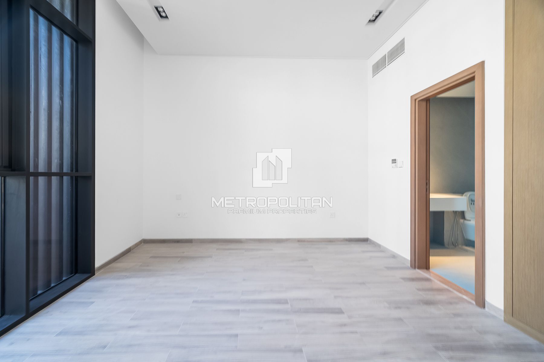 Standalone 5BR Villa |Distress Deal |Ready to Move photo-11