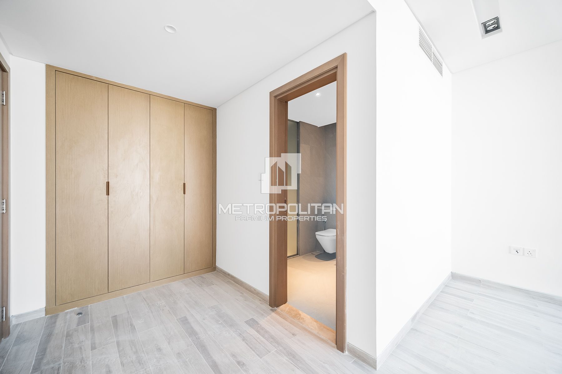 Standalone 5BR Villa |Distress Deal |Ready to Move photo-17