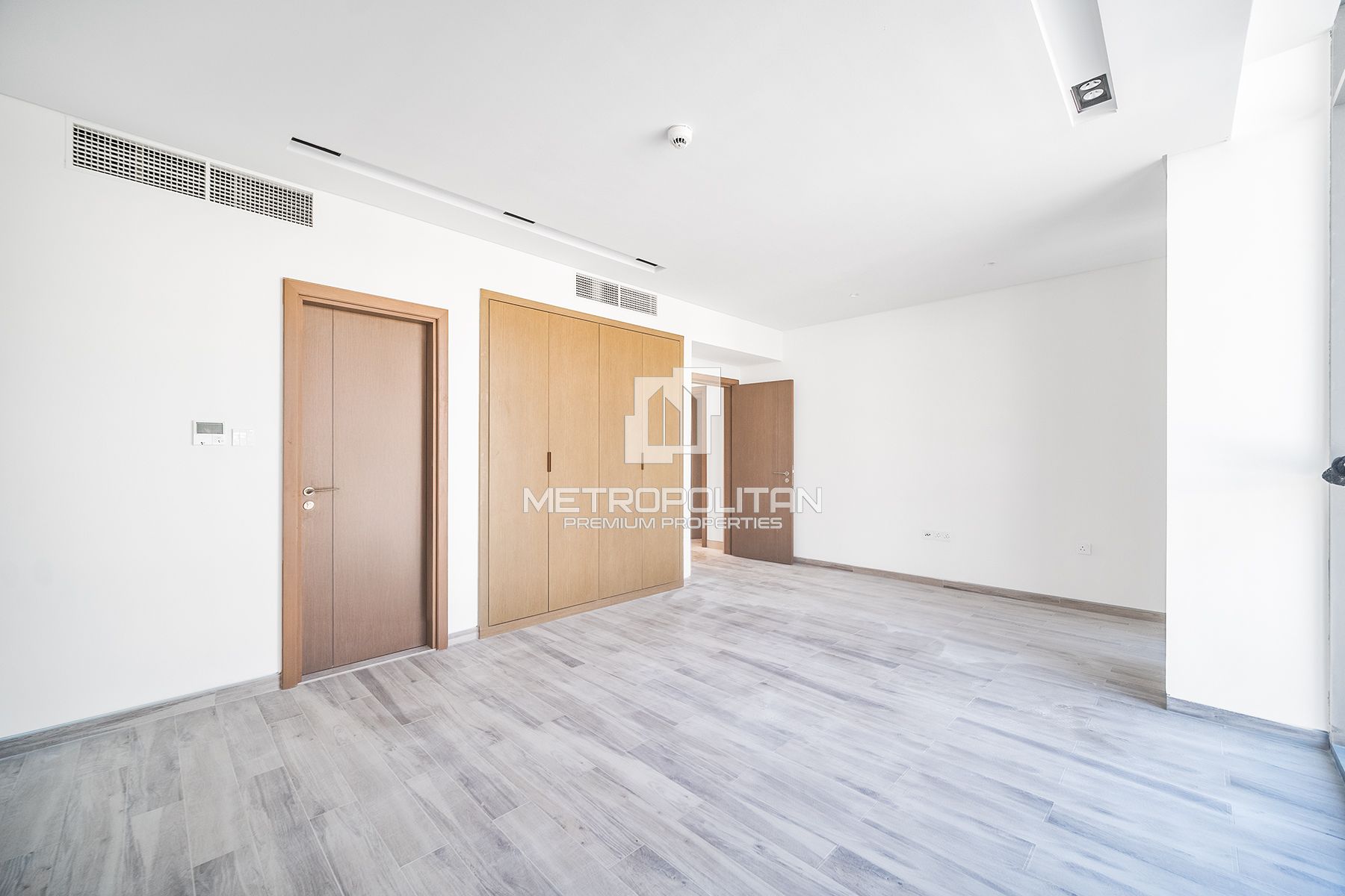 Standalone 5BR Villa |Distress Deal |Ready to Move photo-23