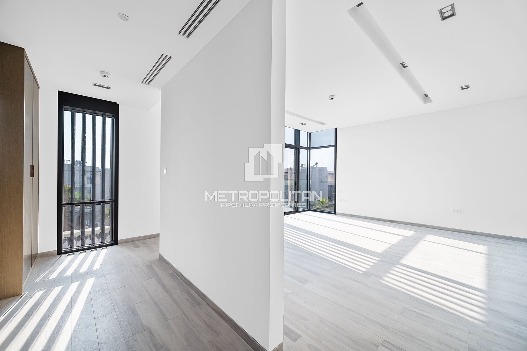 Standalone 5BR Villa |Distress Deal |Ready to Move photo-32