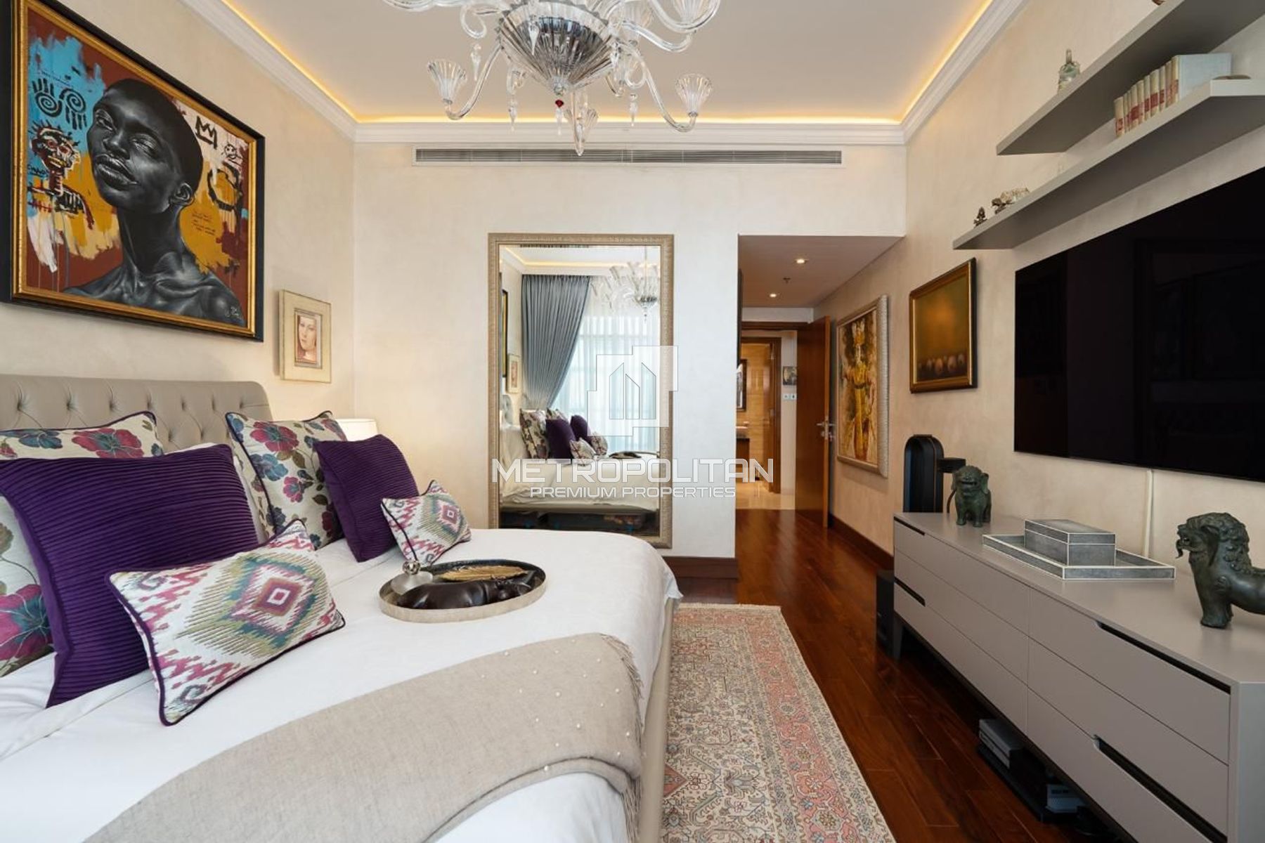 Exquisitely Upgraded 1BR|Designer Furnished|Vacant