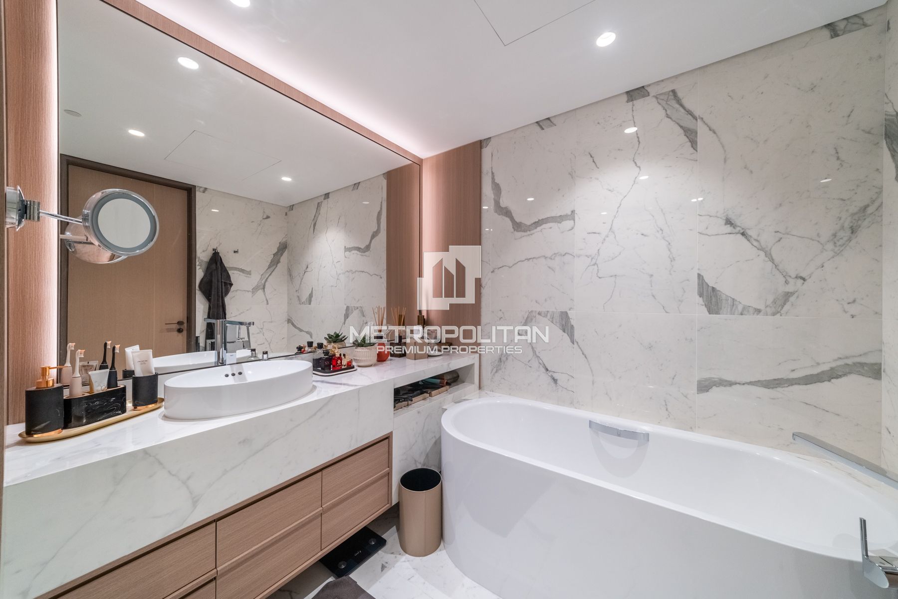 Exclusive High-Floor | Stunning City Views photo-26