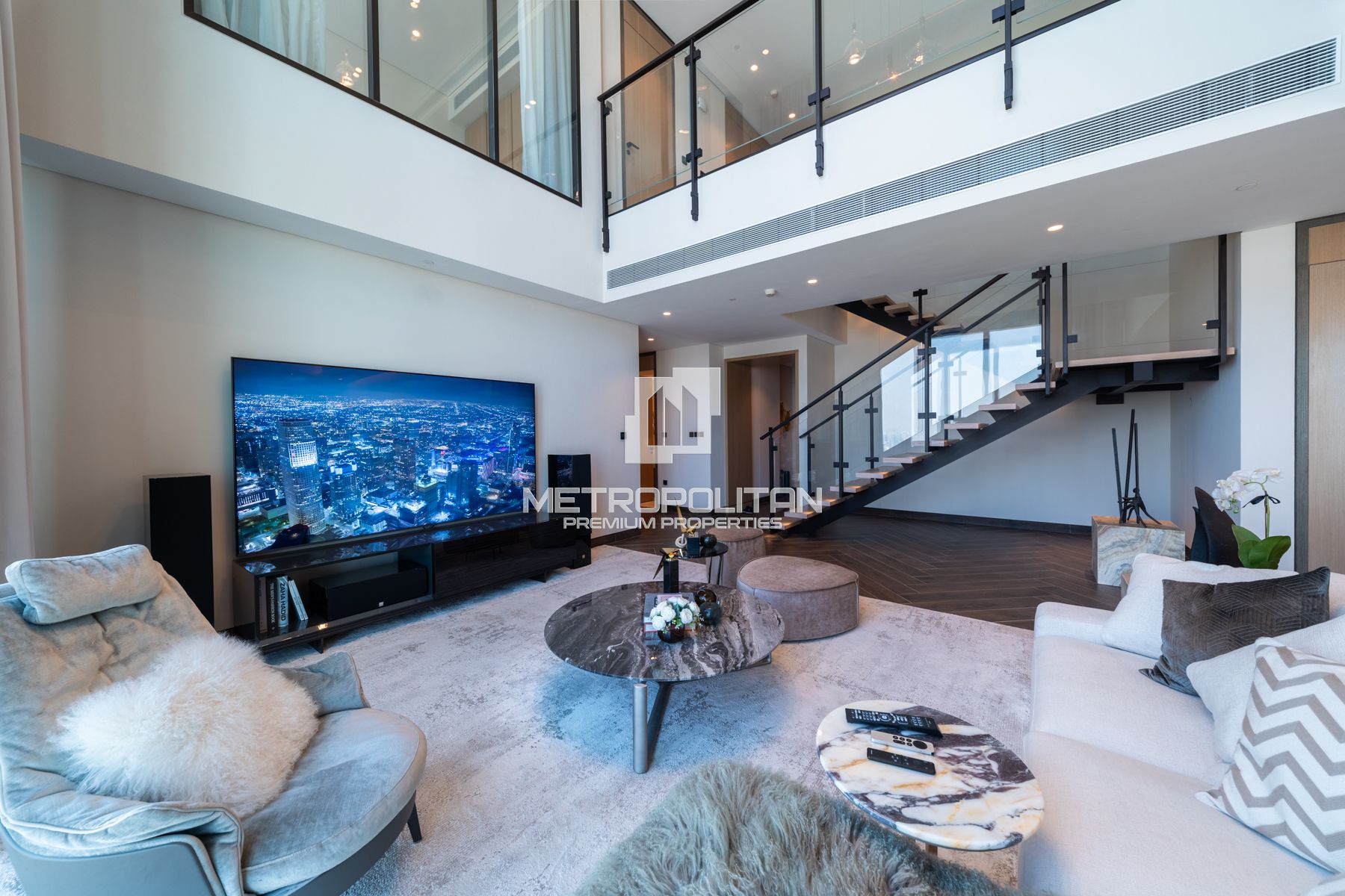 Exclusive High-Floor | Stunning City Views photo-6