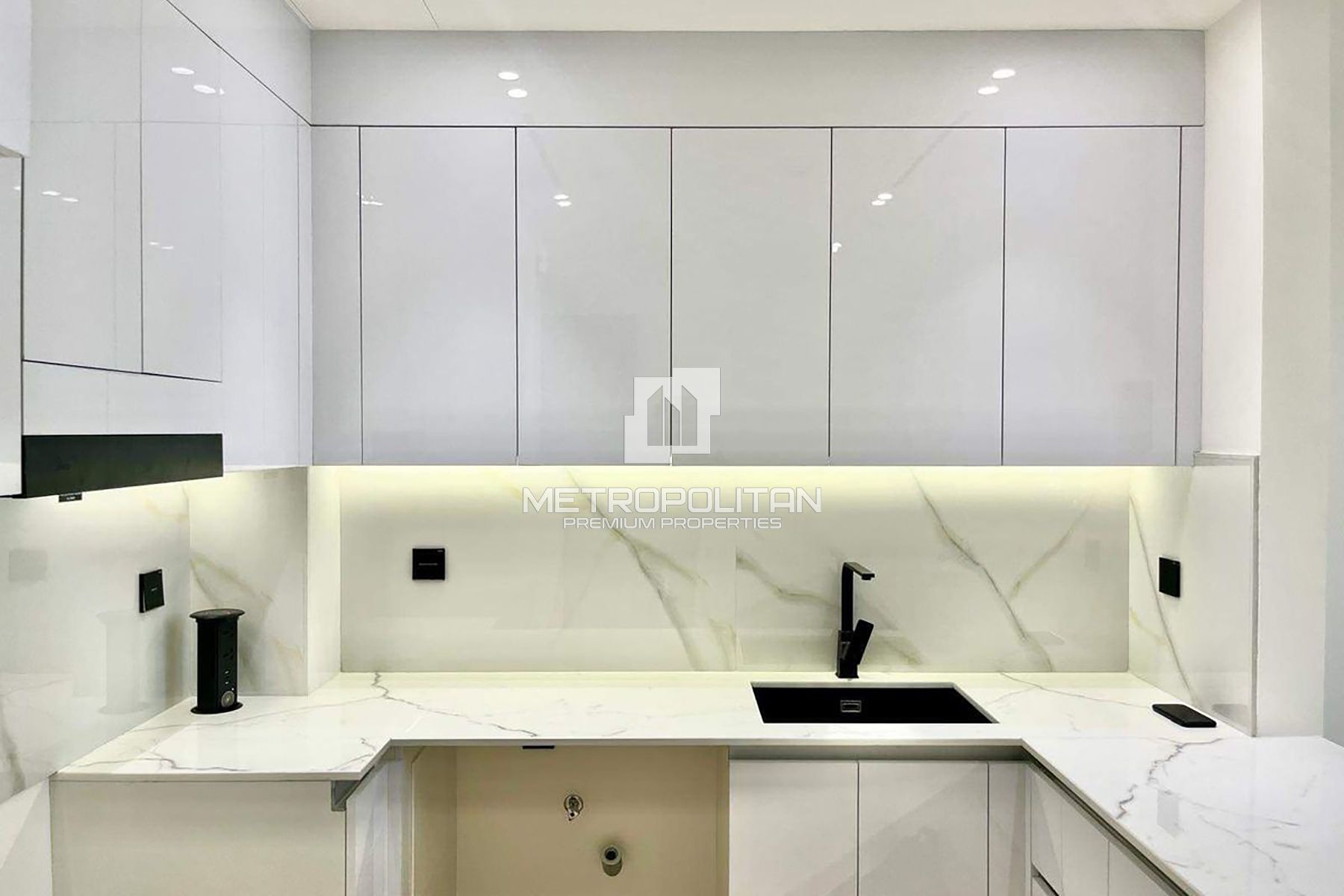 High Floor | Rented | Motivated Seller | Hot Deal