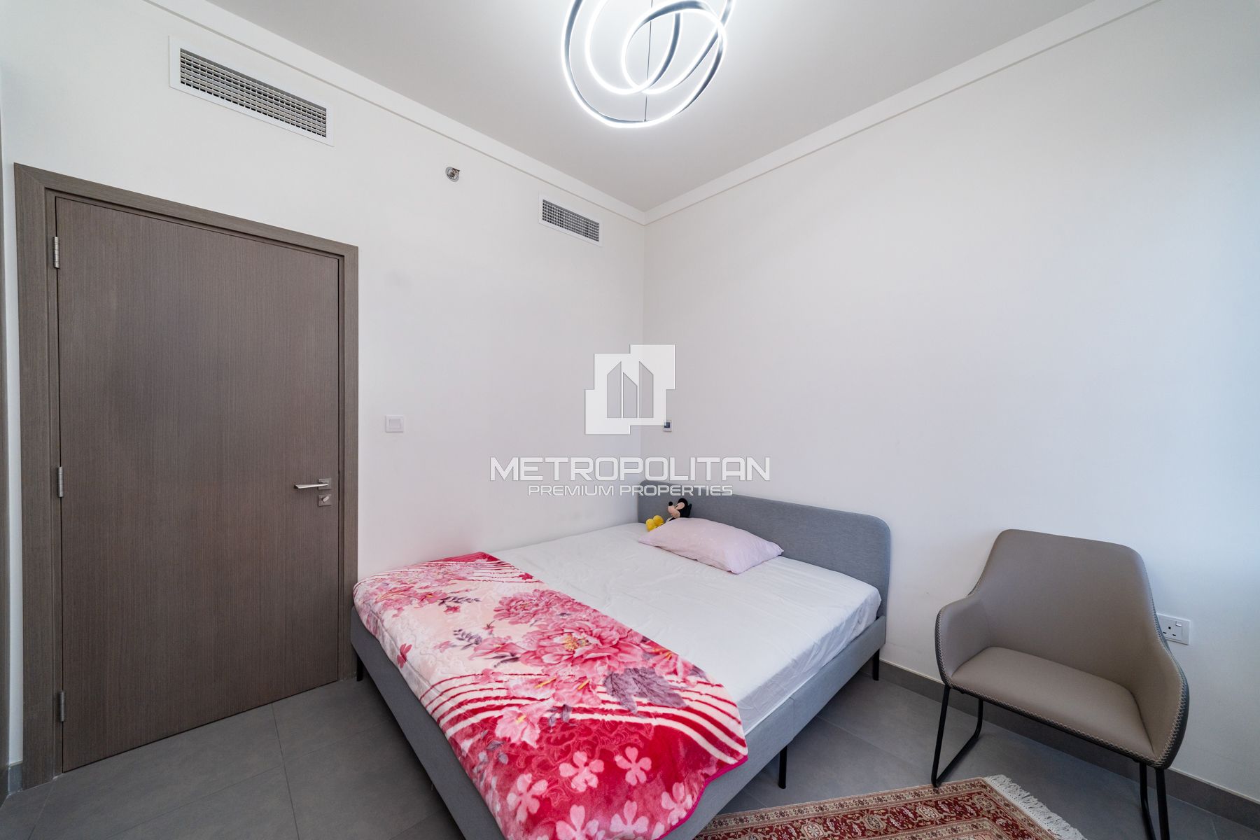 Exclusive | Spacious 3BR | Corner Unit | Open View photo-15