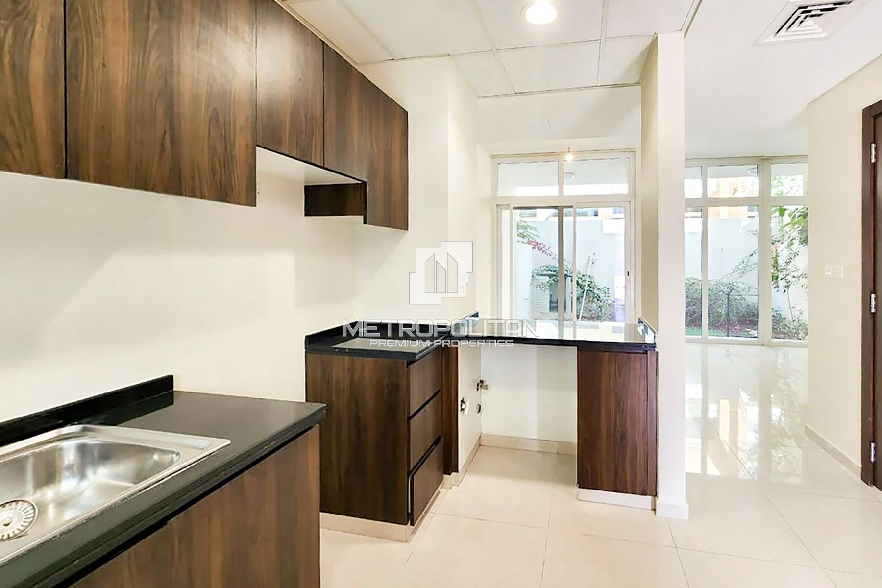 Spacious Living | Private Garden | Modern Finish photo-0