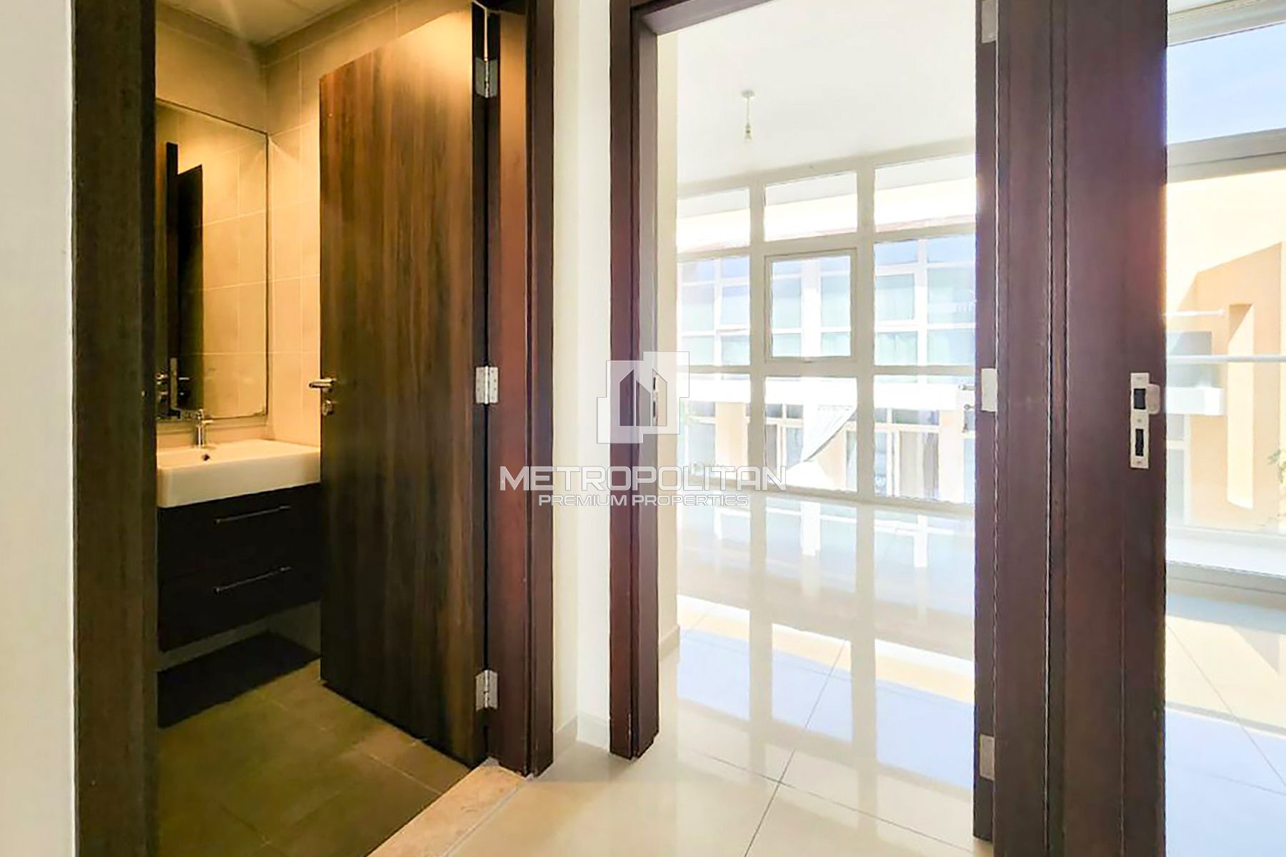 Spacious Living | Private Garden | Modern Finish photo-6