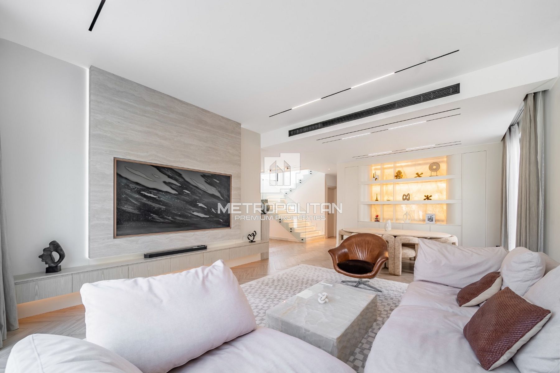 Corner Unit | Customized Layout | Upgraded Villa