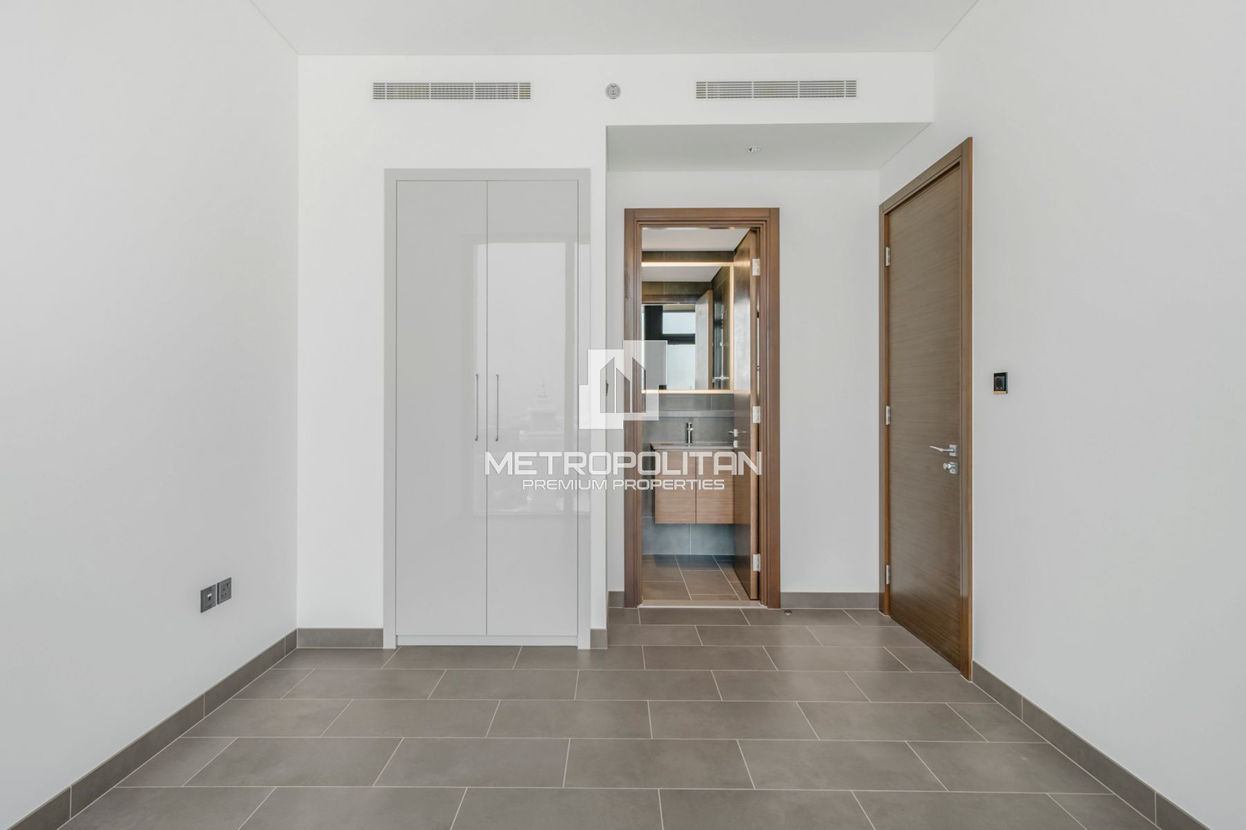 Image - The Crest, Mohammed Bin Rashid City, Дубай | Project - Апартаменты