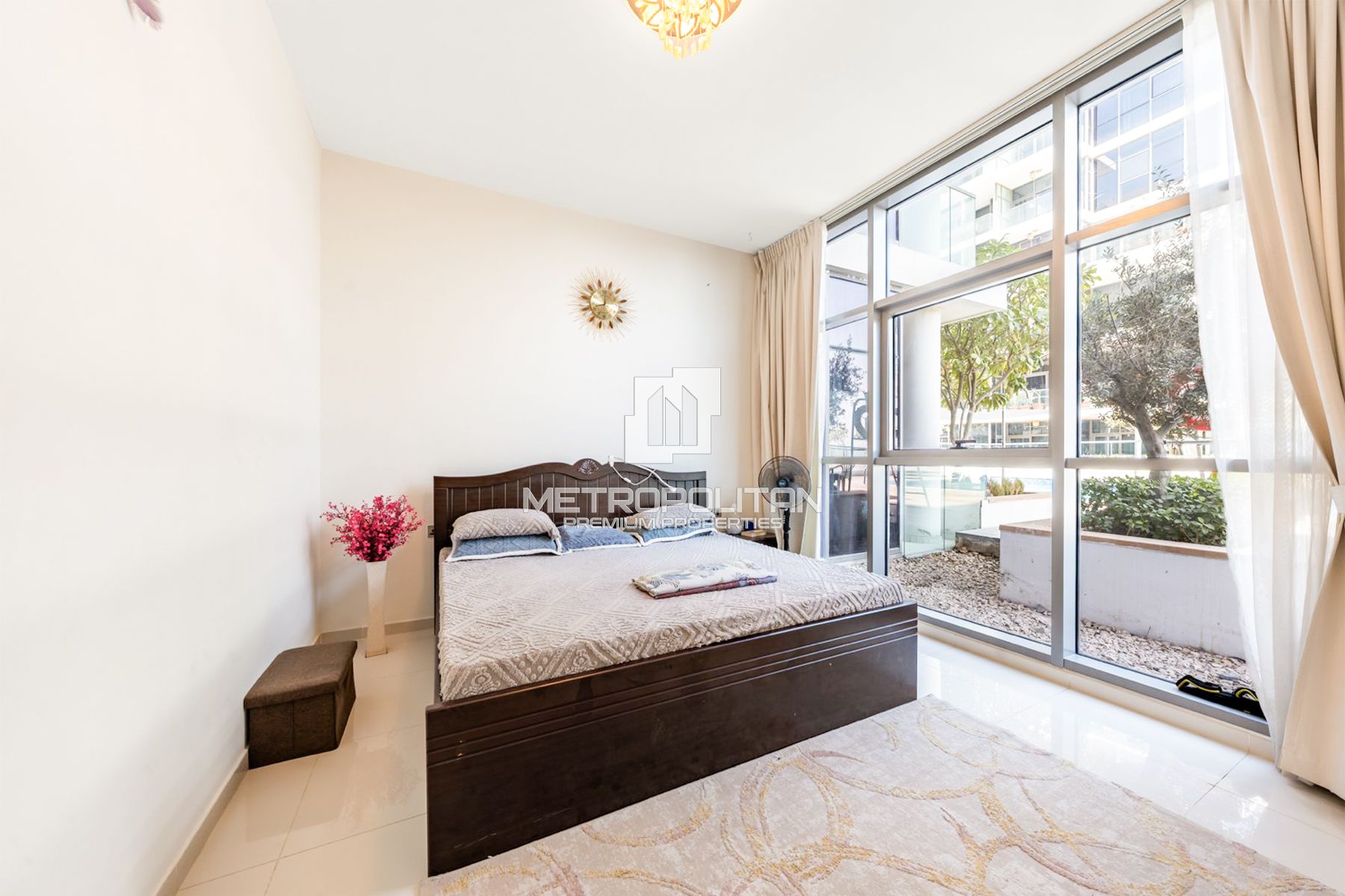 Spacious | Plus Maids Room | Park Facing | Vibrant photo-9