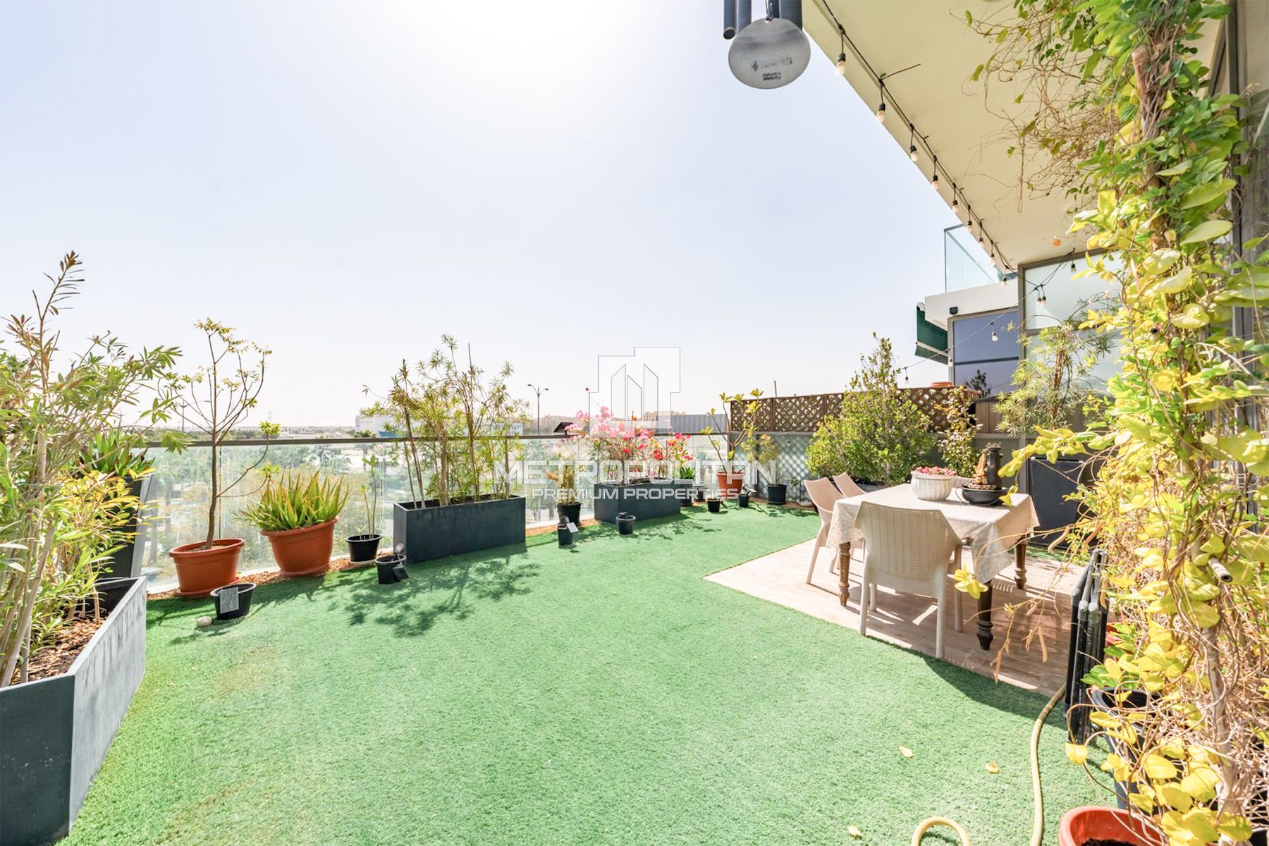 Spacious | Plus Maids Room | Park Facing | Vibrant photo-16