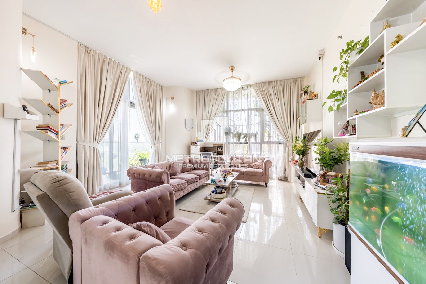 Spacious | Plus Maids Room | Park Facing | Vibrant photo-3