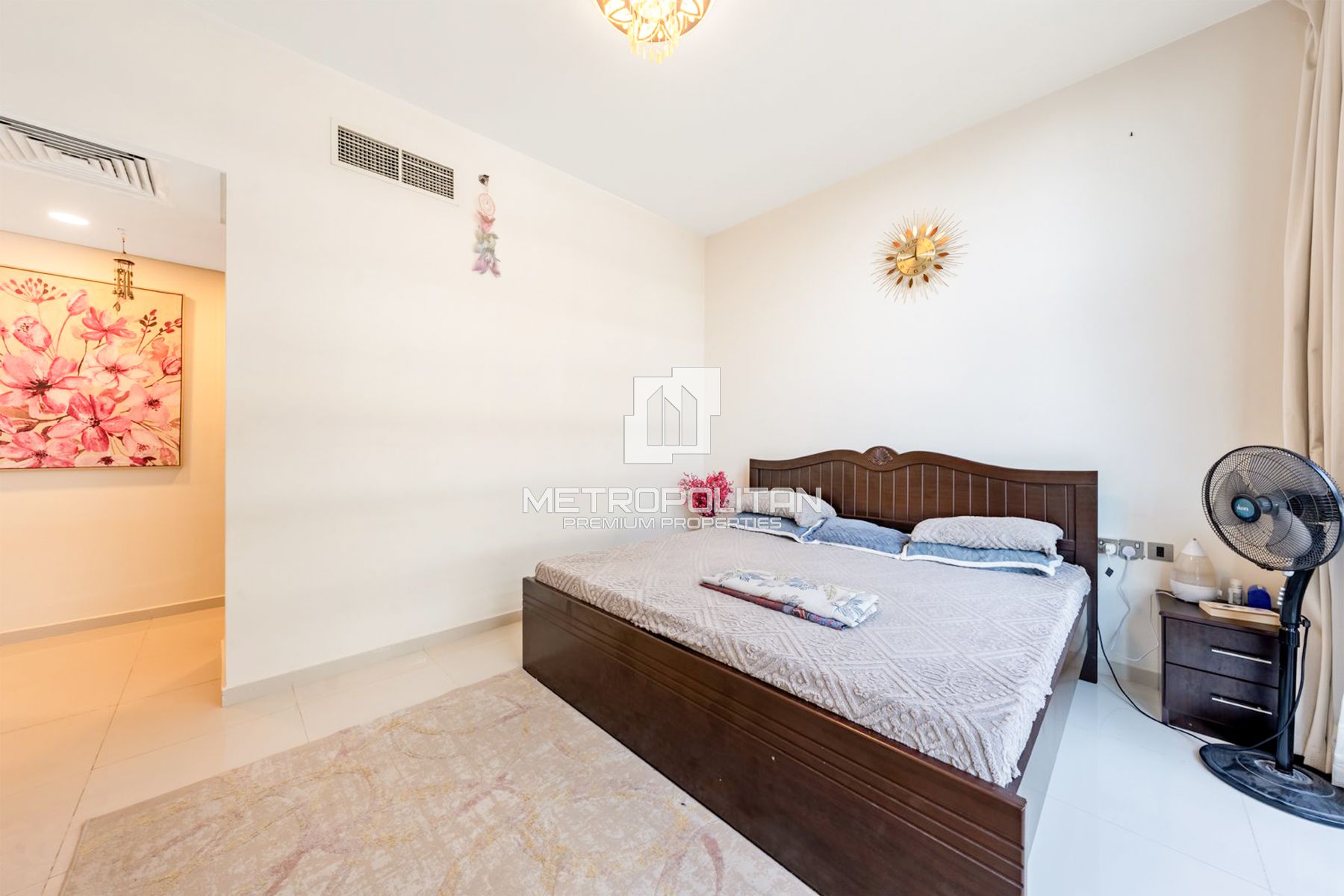 Spacious | Plus Maids Room | Park Facing | Vibrant photo-7