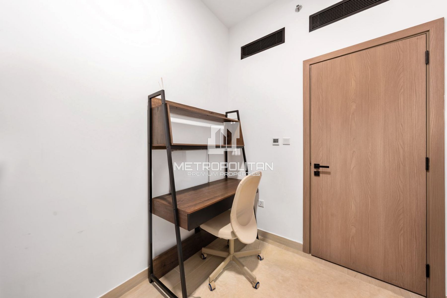 1BR Apartment for Sale in Dubai Studio City – MPS-46186 photo-11