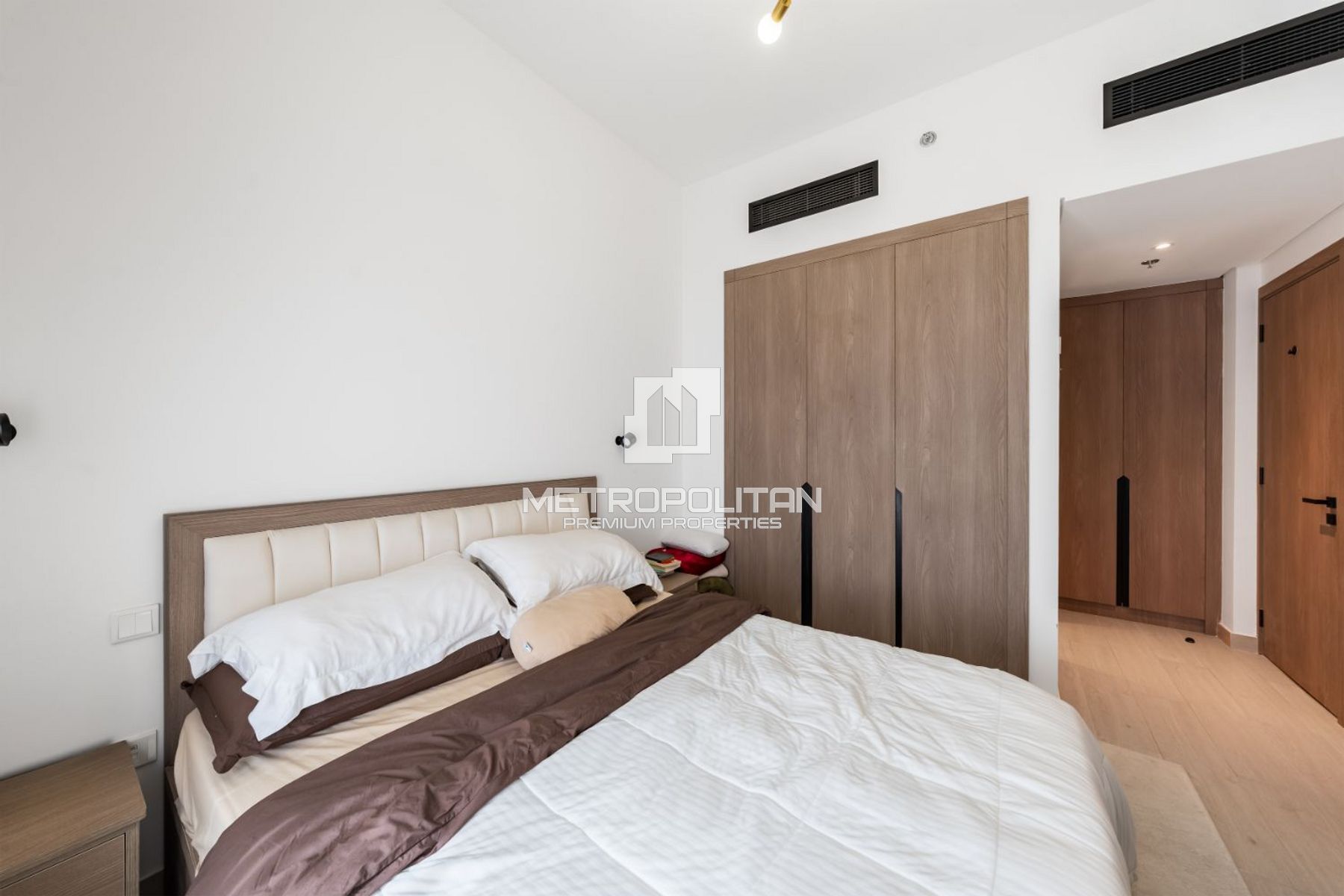 1BR Apartment for Sale in Dubai Studio City – MPS-46186 photo-13