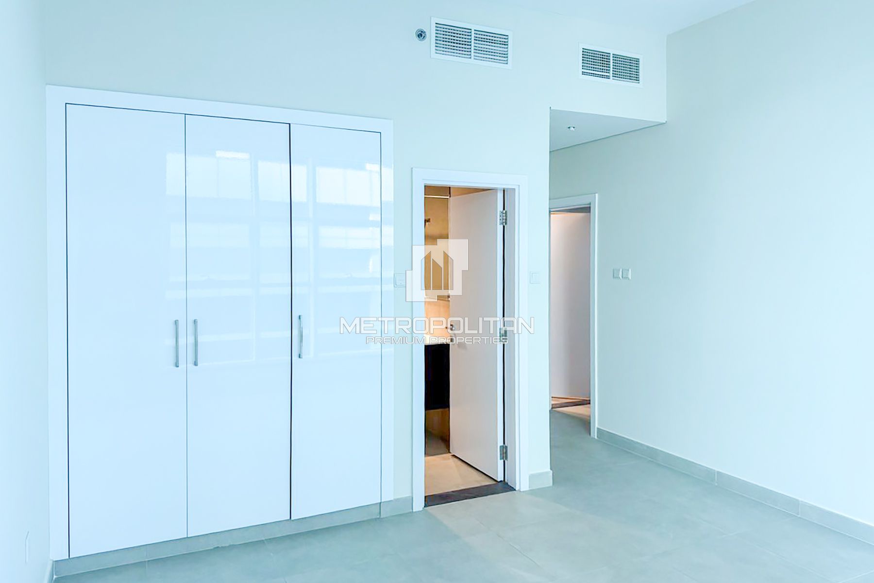 Image - Marina Arcade Tower, Dubai Marina, Дубай | Project - Апартаменты