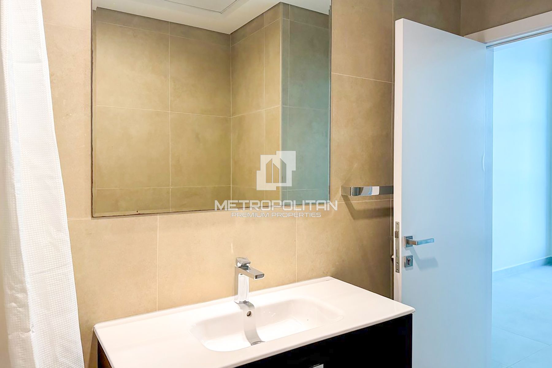 Image - Marina Arcade Tower, Dubai Marina, Дубай | Project - Апартаменты