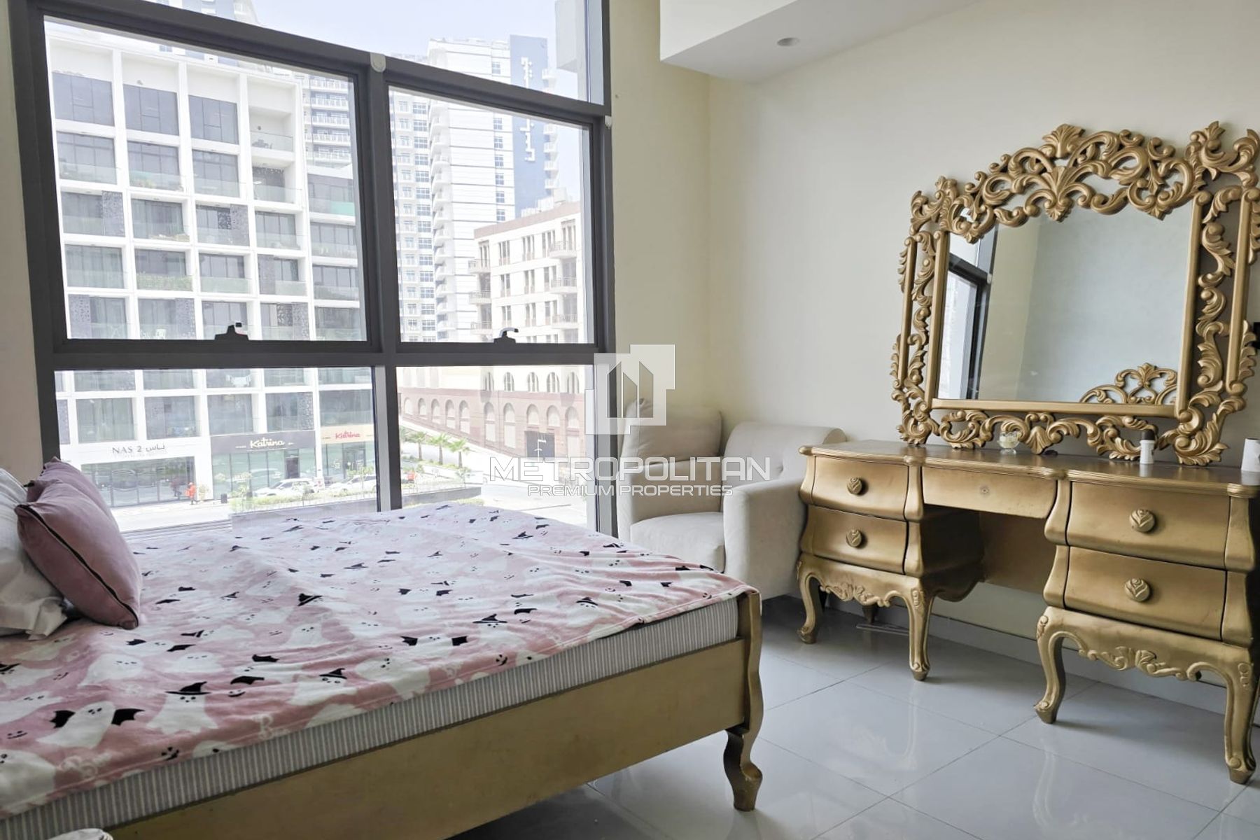 Spacious Convertible 1 Bed | Investor's Choice