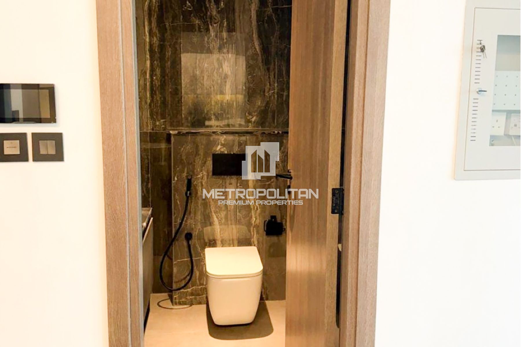 Brand New |High Floor |Motivated Seller | Hot Deal photo-12