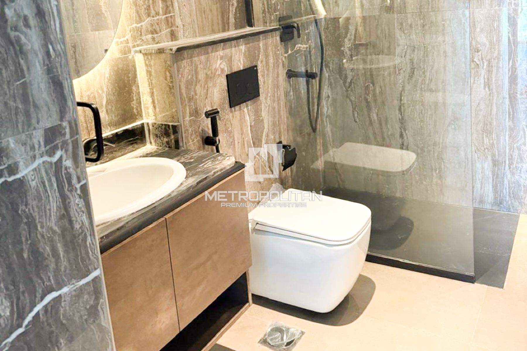 Brand New |High Floor |Motivated Seller | Hot Deal photo-16