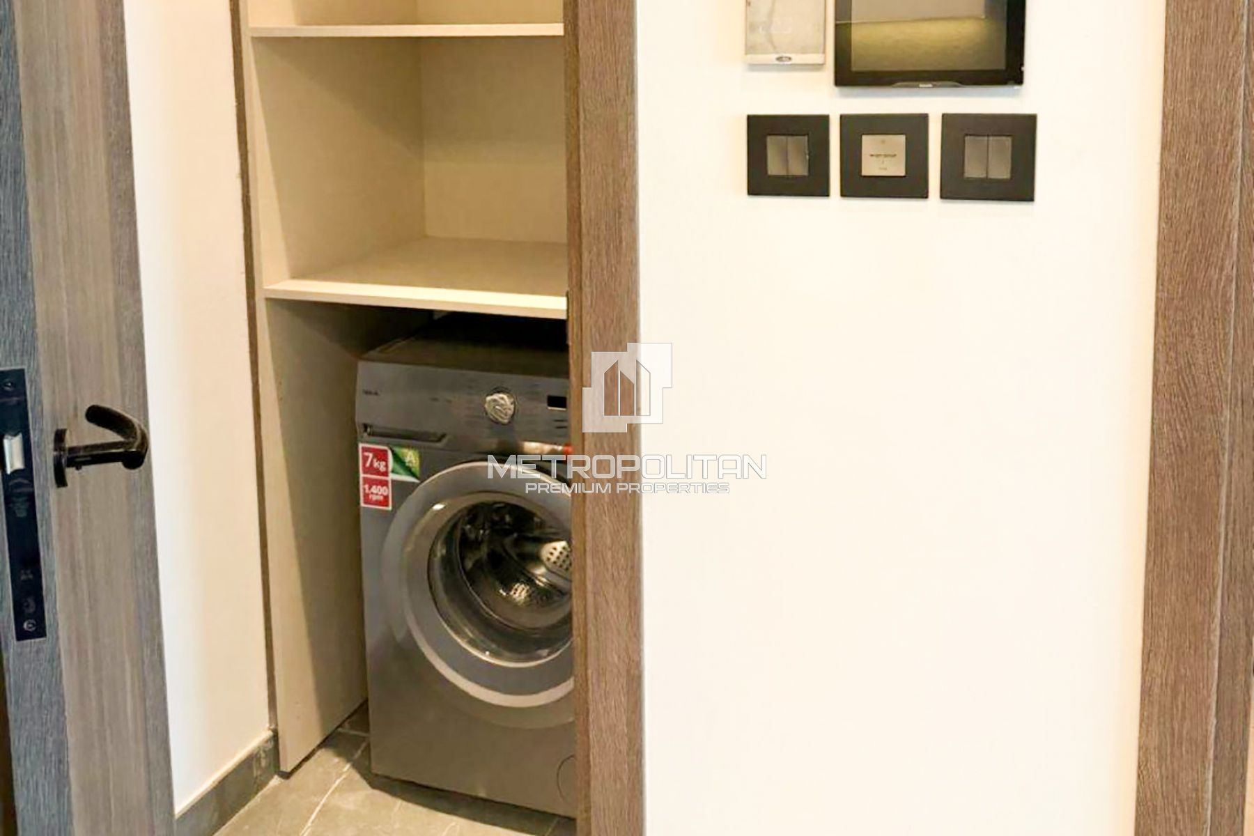 Brand New |High Floor |Motivated Seller | Hot Deal photo-6