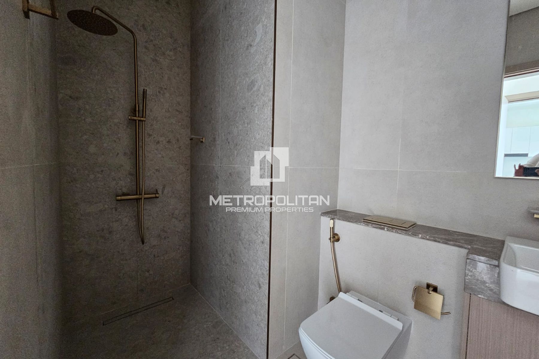 1 BR+ Private Jacuzzi + Study | Bigger Layout photo-10