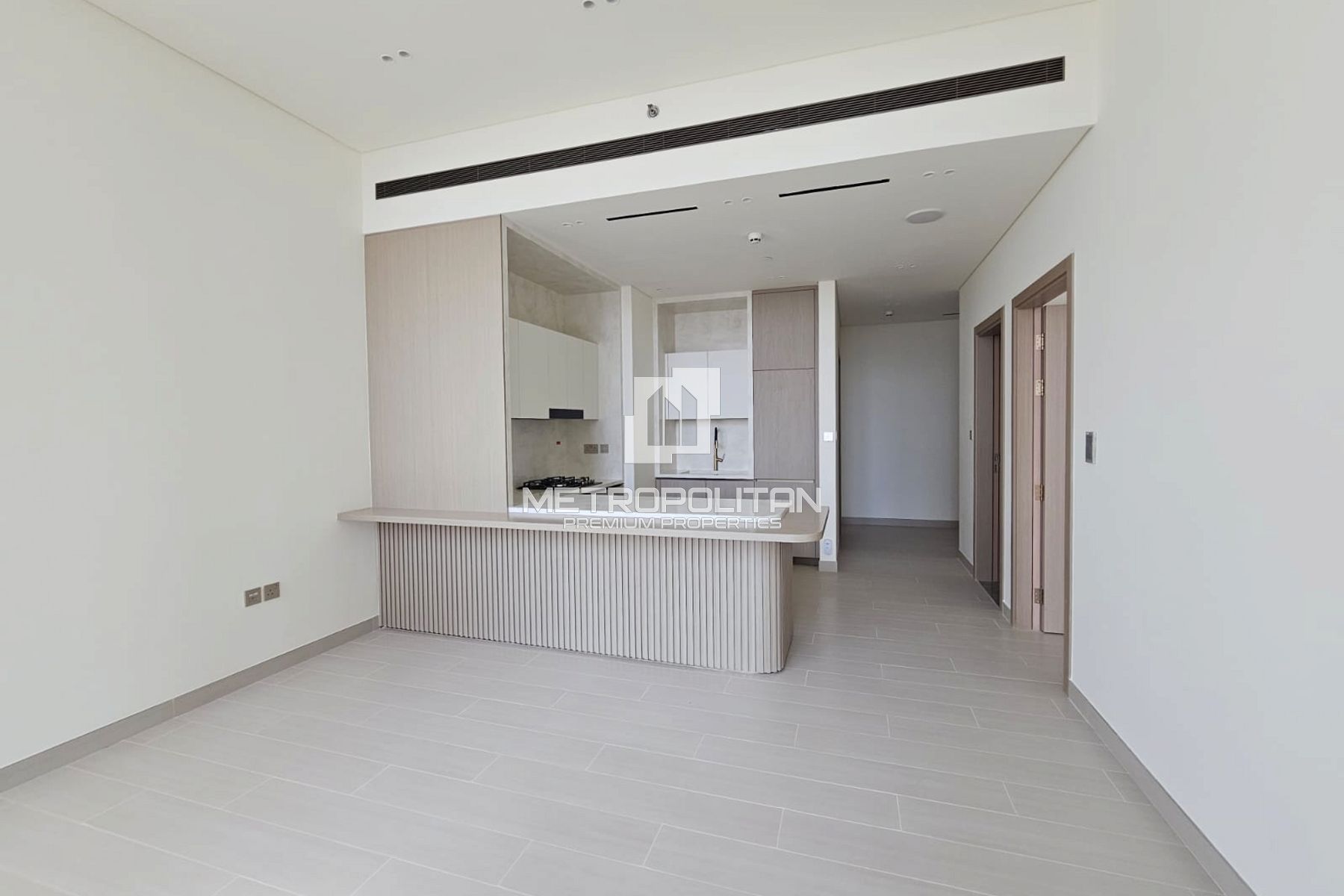 1 BR+ Private Jacuzzi + Study | Bigger Layout photo-1