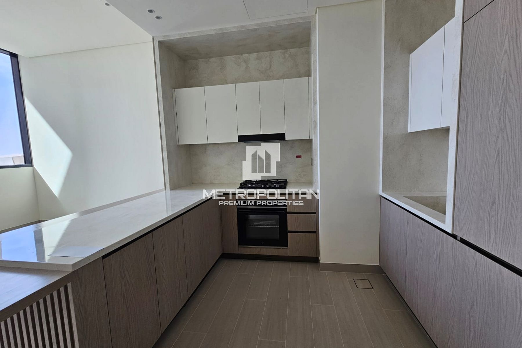 1 BR+ Private Jacuzzi + Study | Bigger Layout photo-5