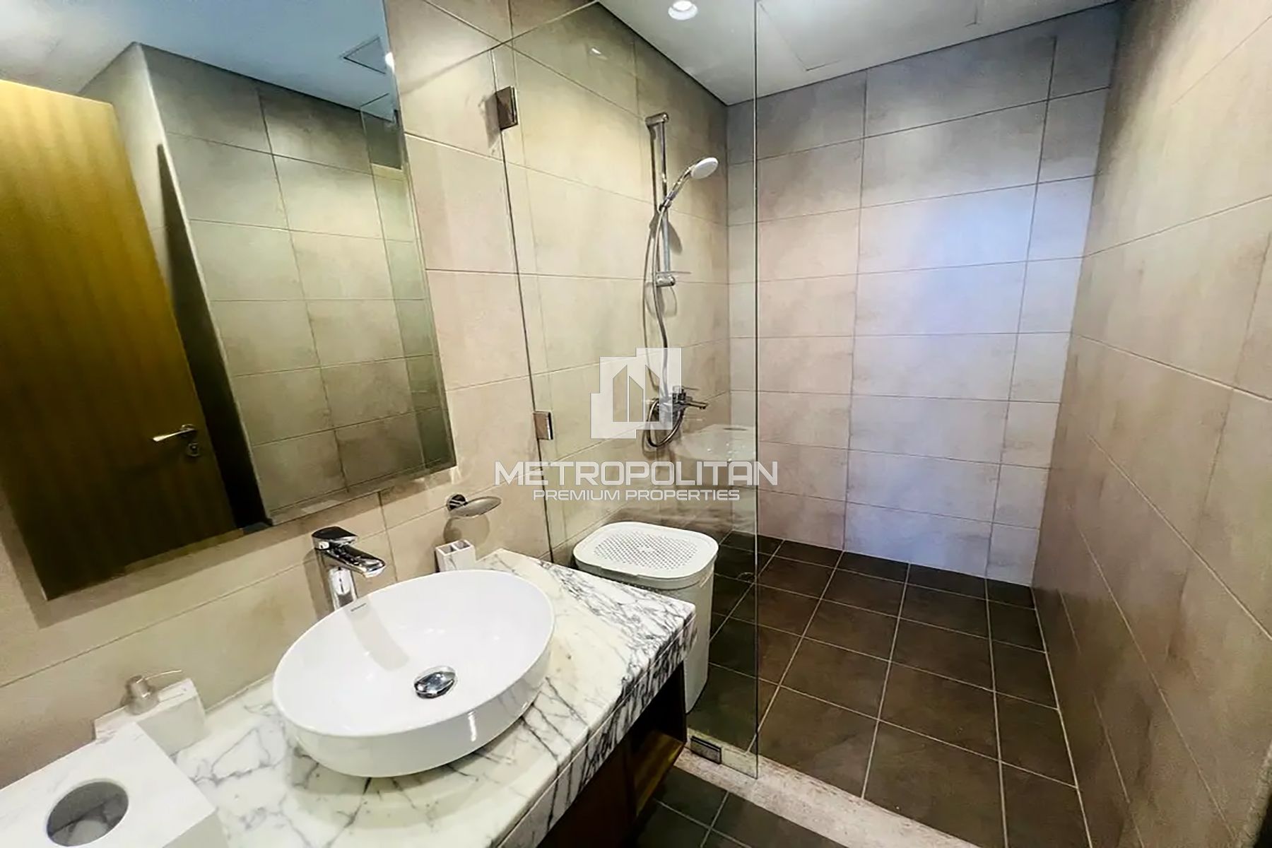 Brand New | Spacious 2 Beds | Canal View photo-11