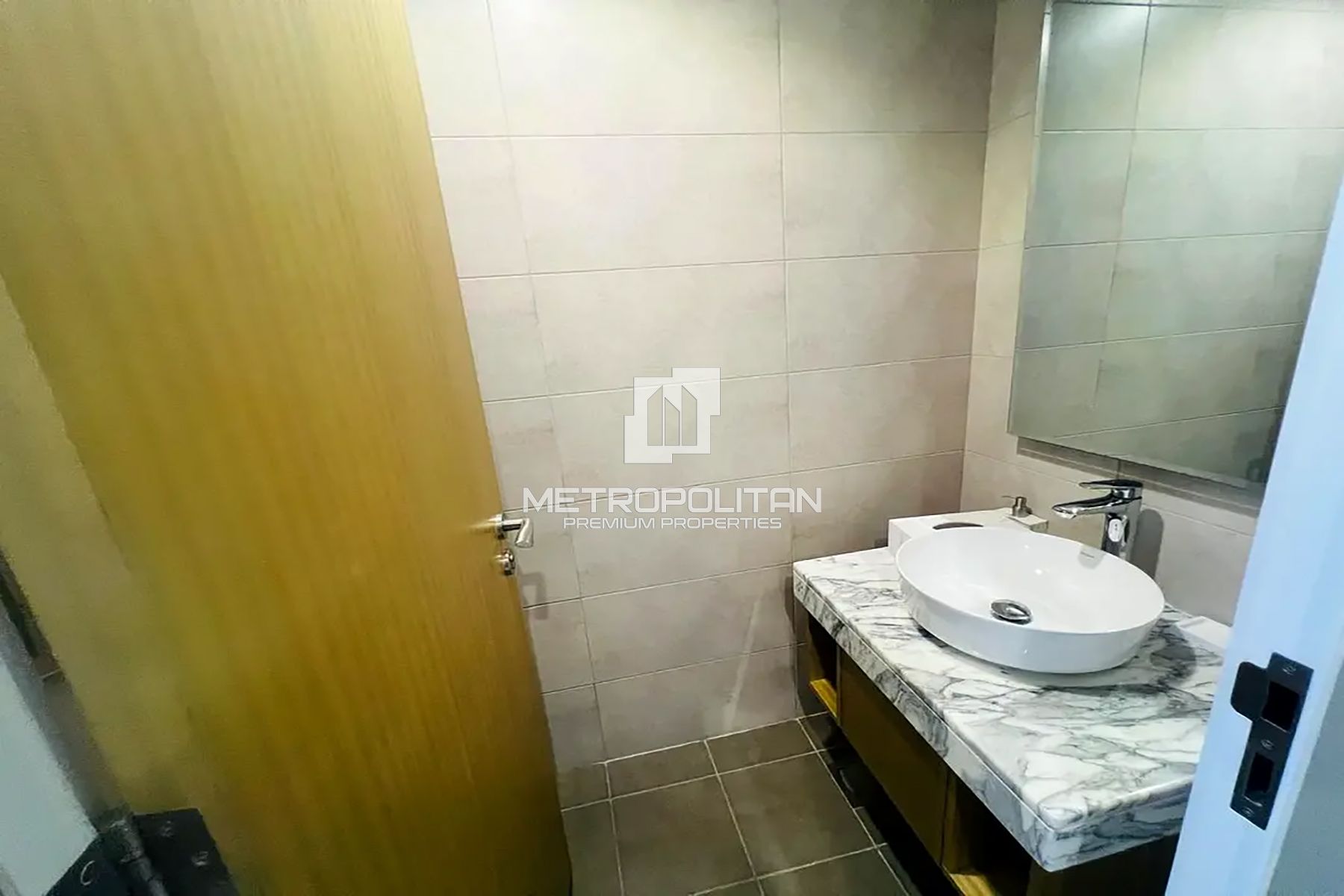 Brand New | Spacious 2 Beds | Canal View photo-12